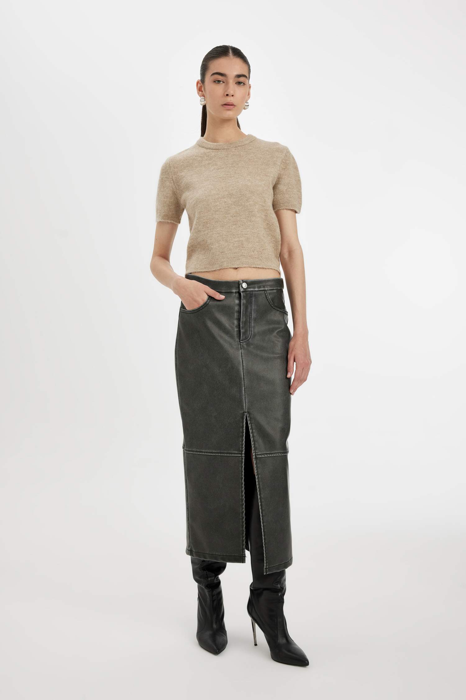 Regular Fit Bisiklet Yaka Premium Basic Düz Kısa Kollu Triko Kazak