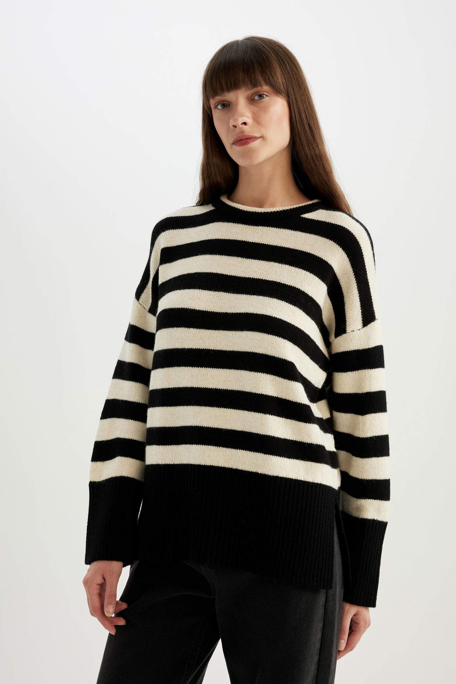 Oversize Fit Striped Crew Neck Pullover