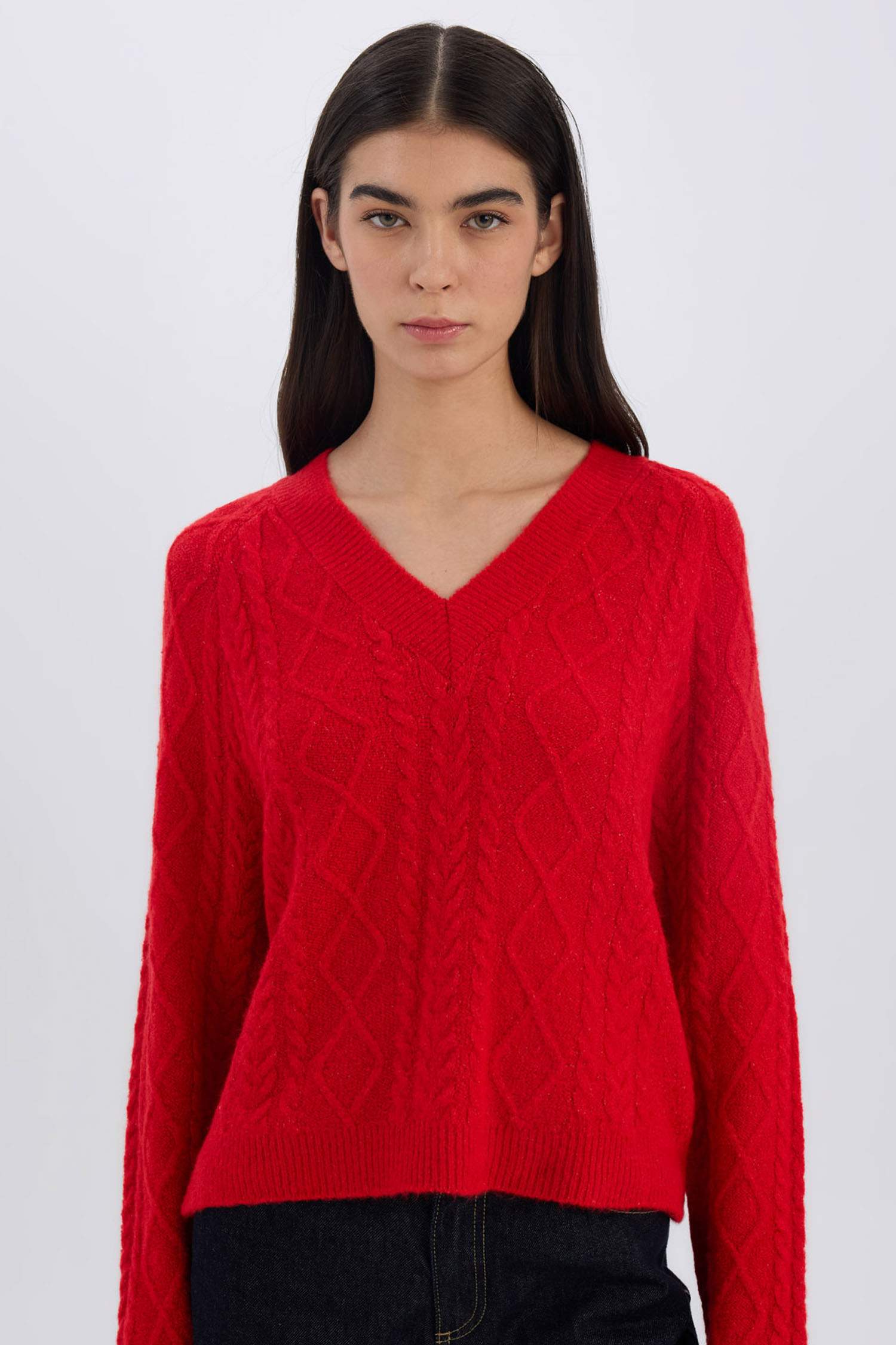 بلوفر احمر تريكو قصة مريحة بياقة V