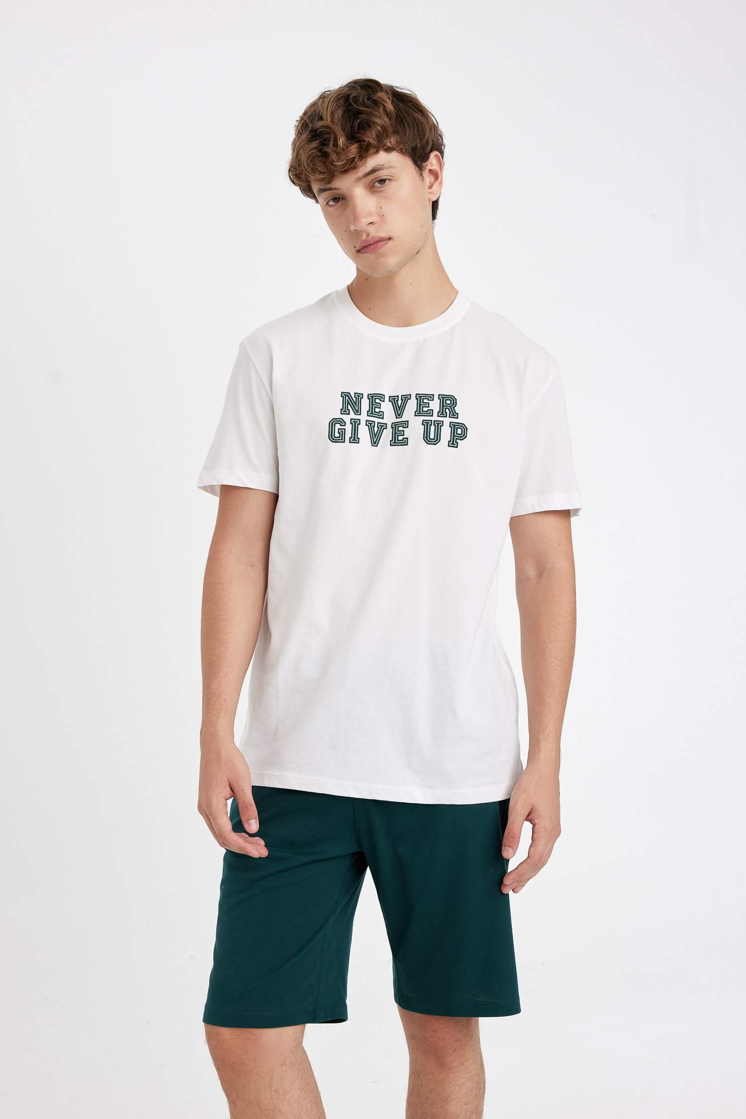 Regular Fit Printed 2 Piece Pajama Set