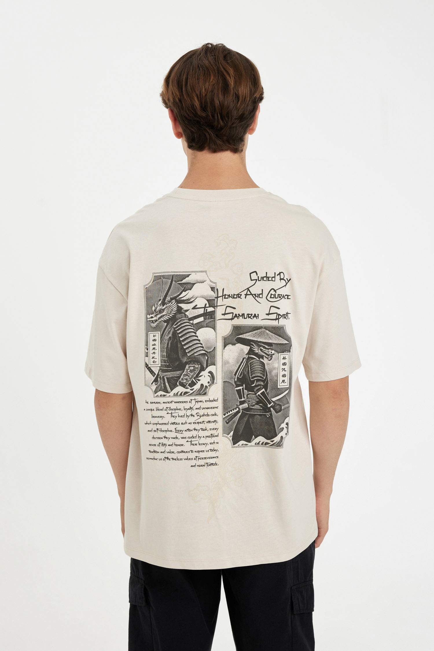 дөңгелек жаға үлкен Қысқа жеңді футболка