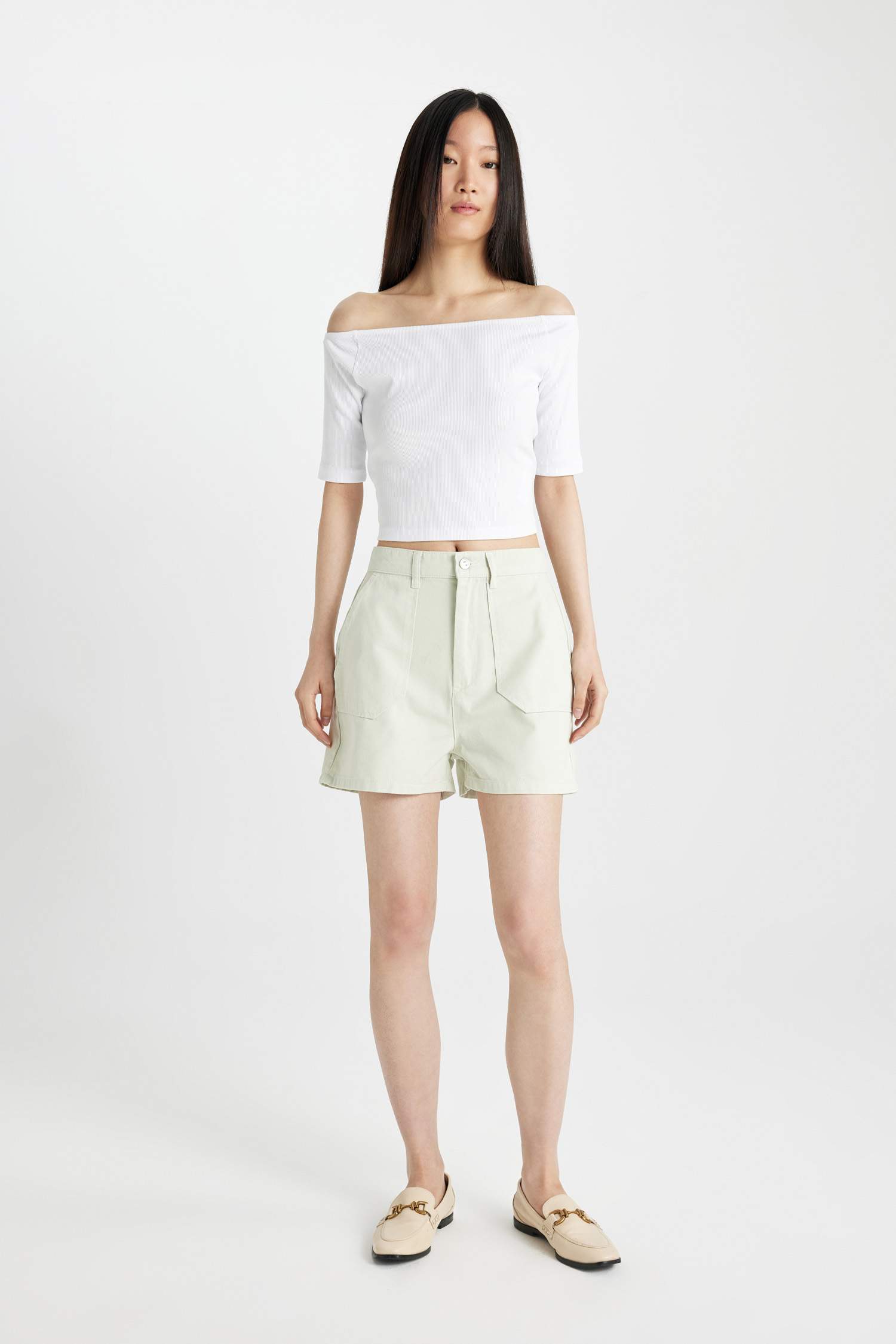 تيشيرت نص كم مضلع سليم فيت بكتف مفتوح