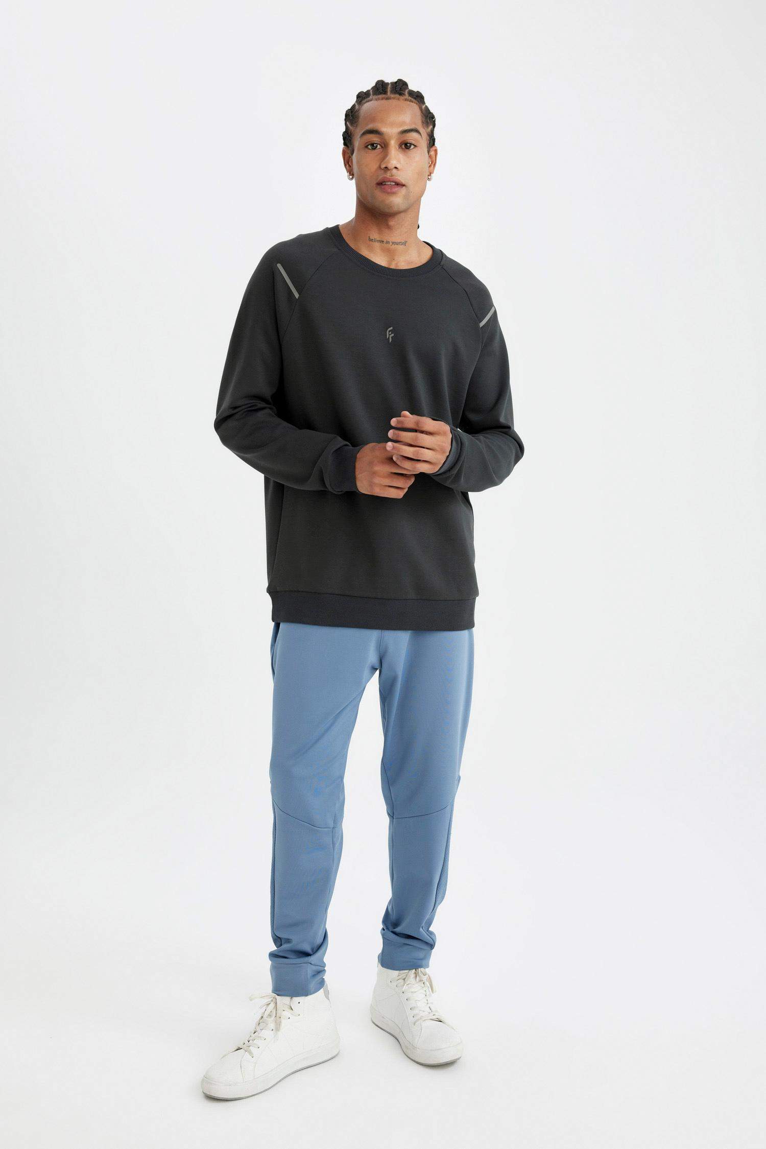 DeFactoFit Sporcu Jogger Eşofman Altı Standart Fit Beli Paçası Lastikli Cepli