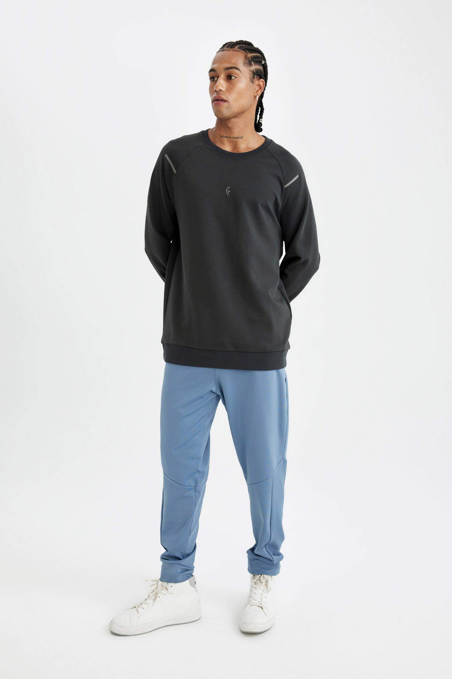 DeFactoFit Sporcu Jogger Eşofman Altı Standart Fit Beli Paçası Lastikli Cepli