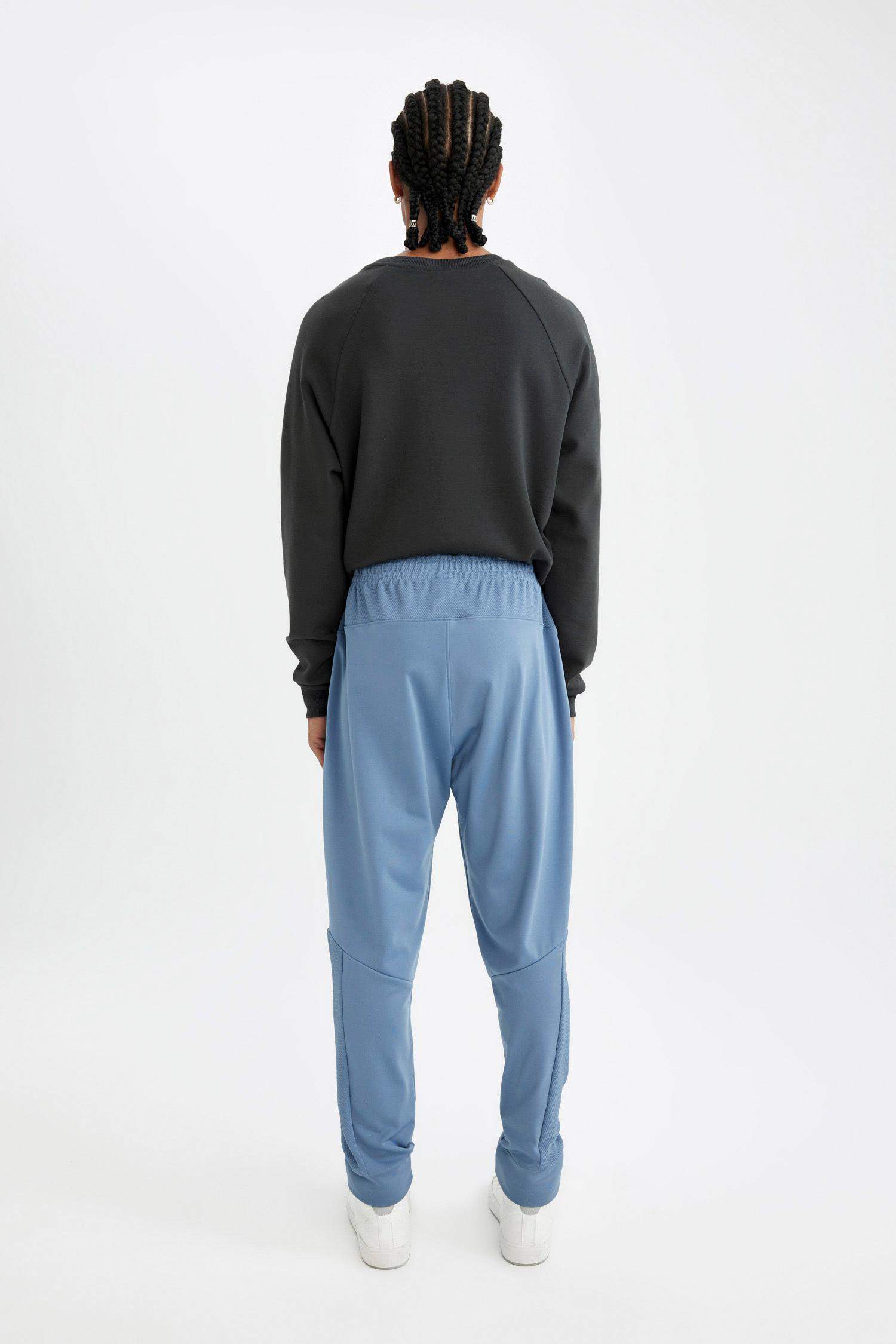 DeFactoFit Sporcu Jogger Eşofman Altı Standart Fit Beli Paçası Lastikli Cepli