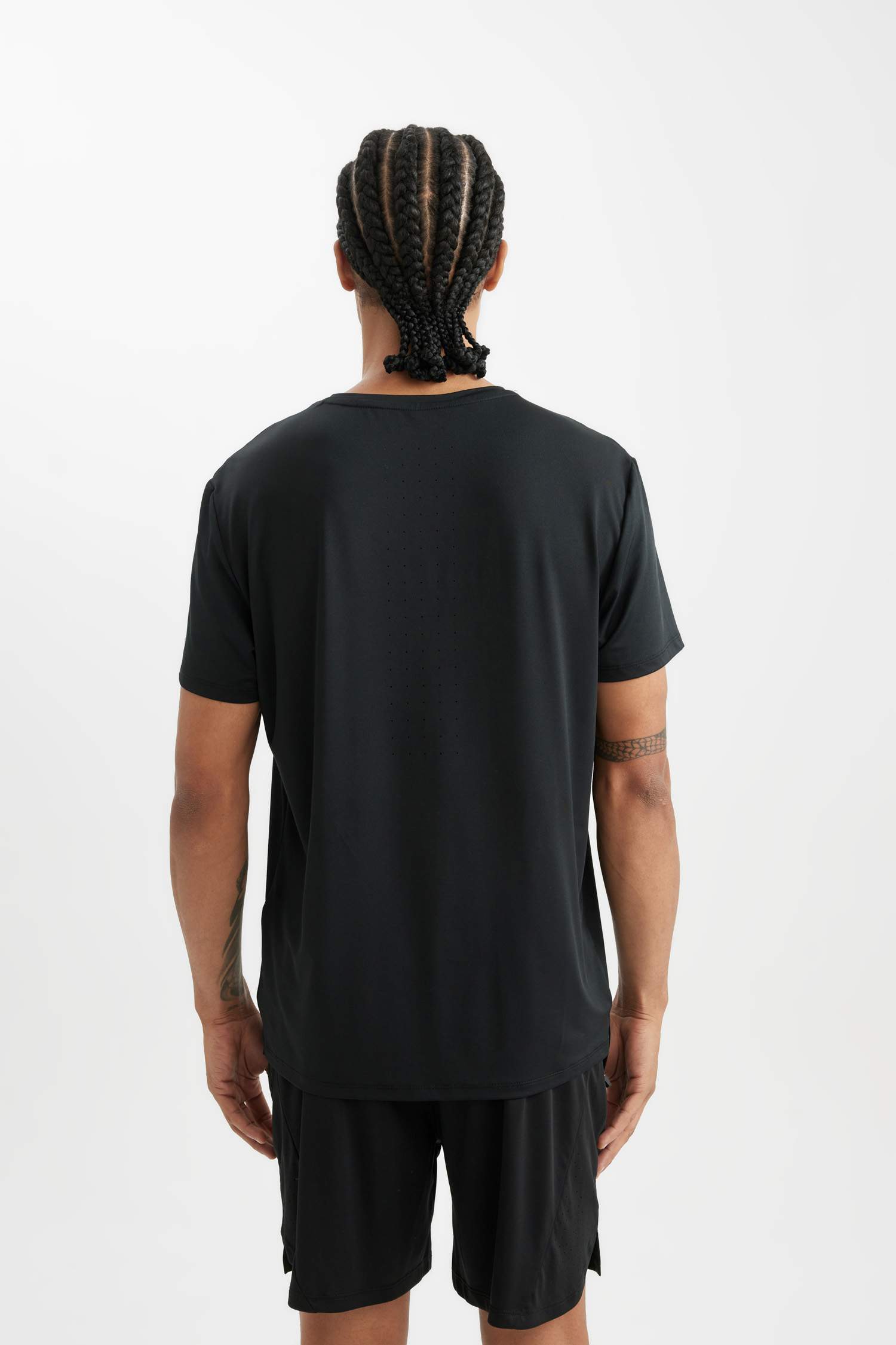 DeFactoFit Standard Fit Crew Neck Sports T-Shirt