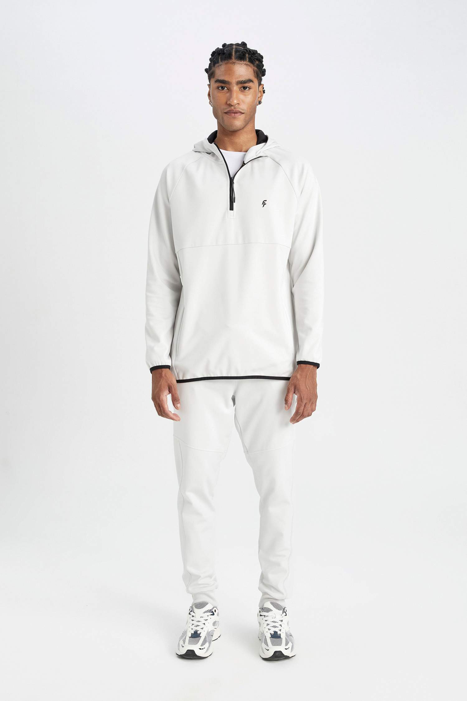 DeFactoFit Standart Fit Kapüşonlu Fermuarlı Pike Sporcu Sweatshirt