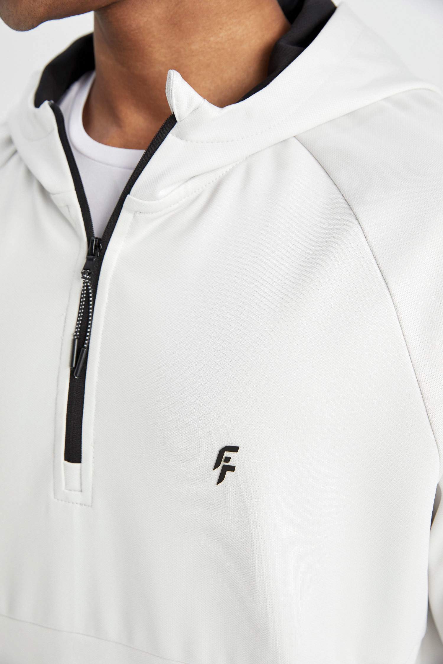 DeFactoFit Standart Fit Kapüşonlu Fermuarlı Pike Sporcu Sweatshirt