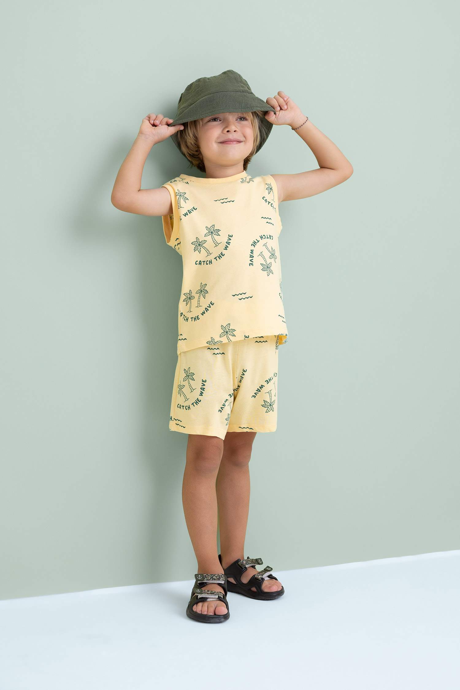 Erkek Bebek 2'li Takım Palmiye Desenli Kolsuz Tişört Şort