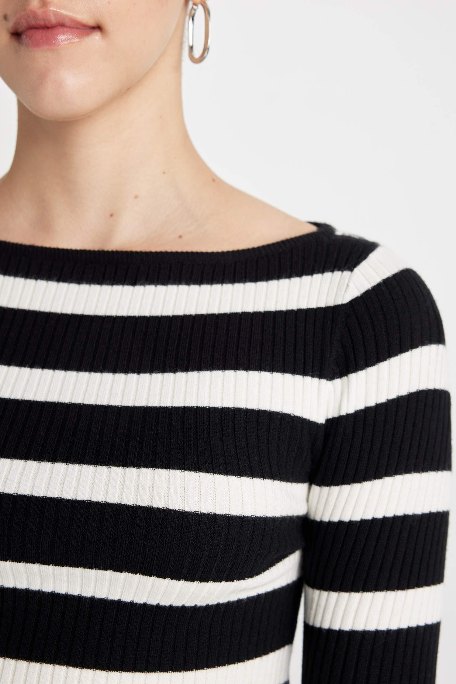 слим пішімі қайық тәріздес жаға трикотаж Пулловер