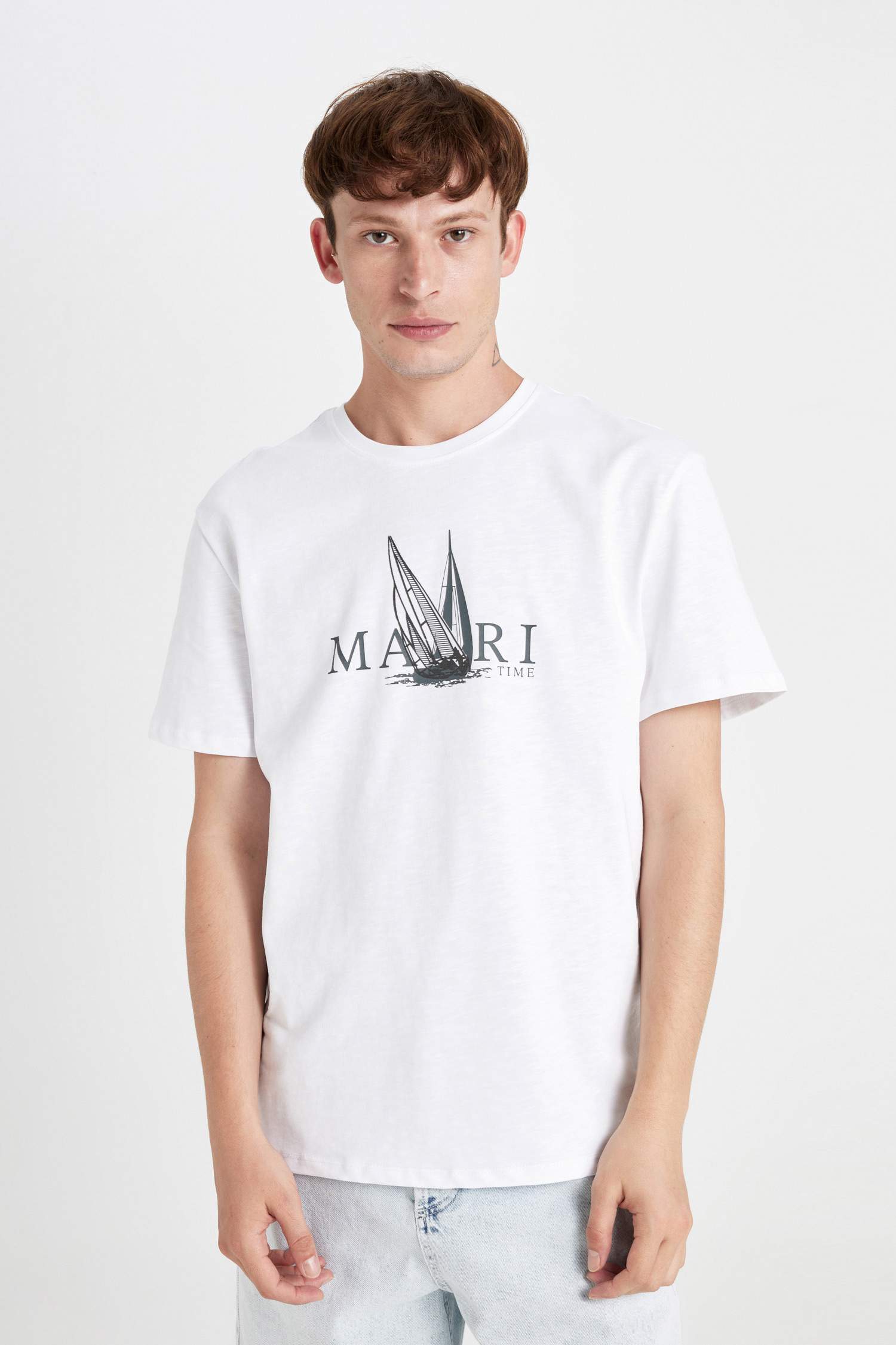 New Regular Fit Crew Neck Printed T-Shirt