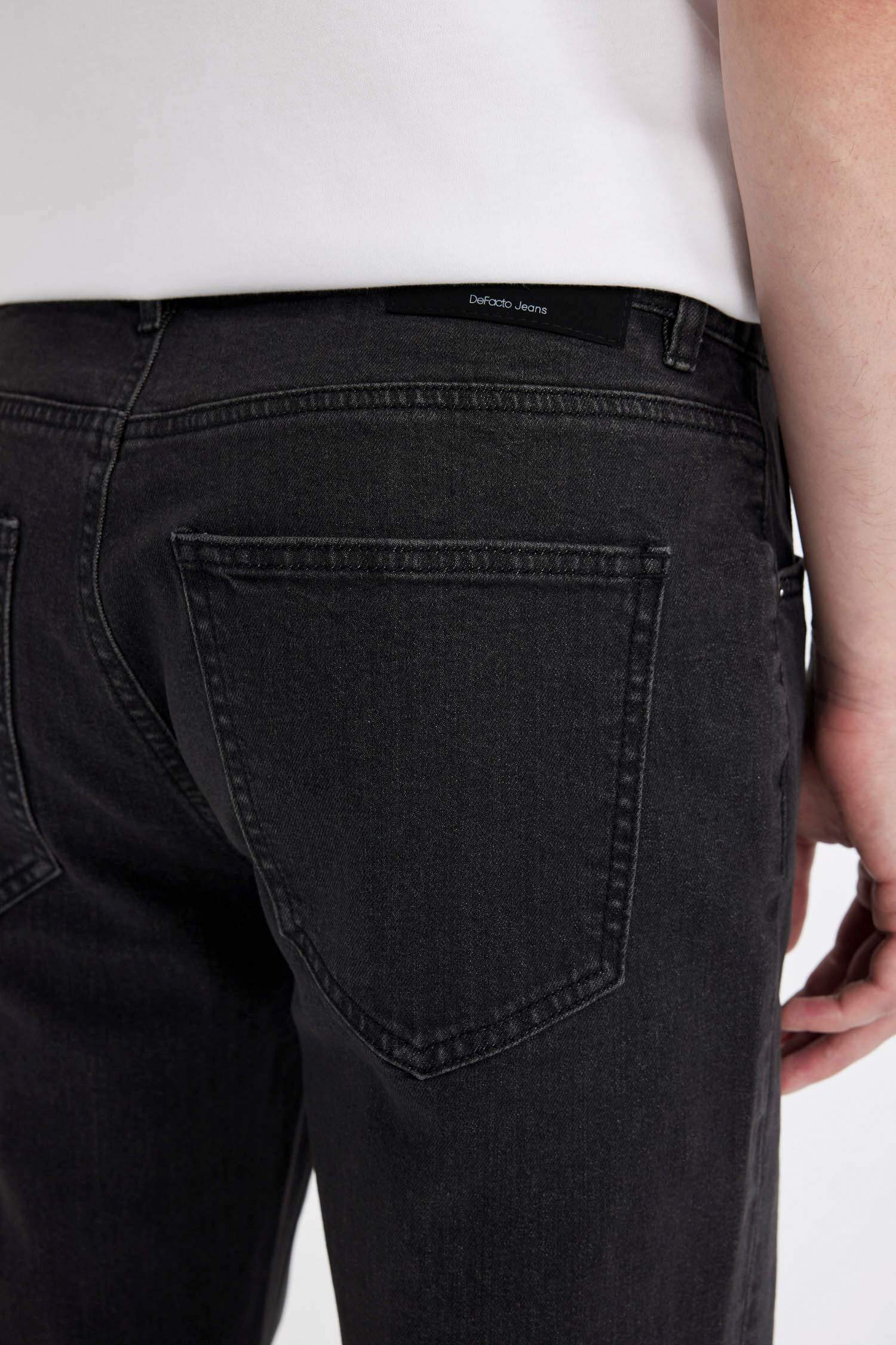 بنطرون جينز سيرجيو قصة عادية برجل ضيق وخصر عادي