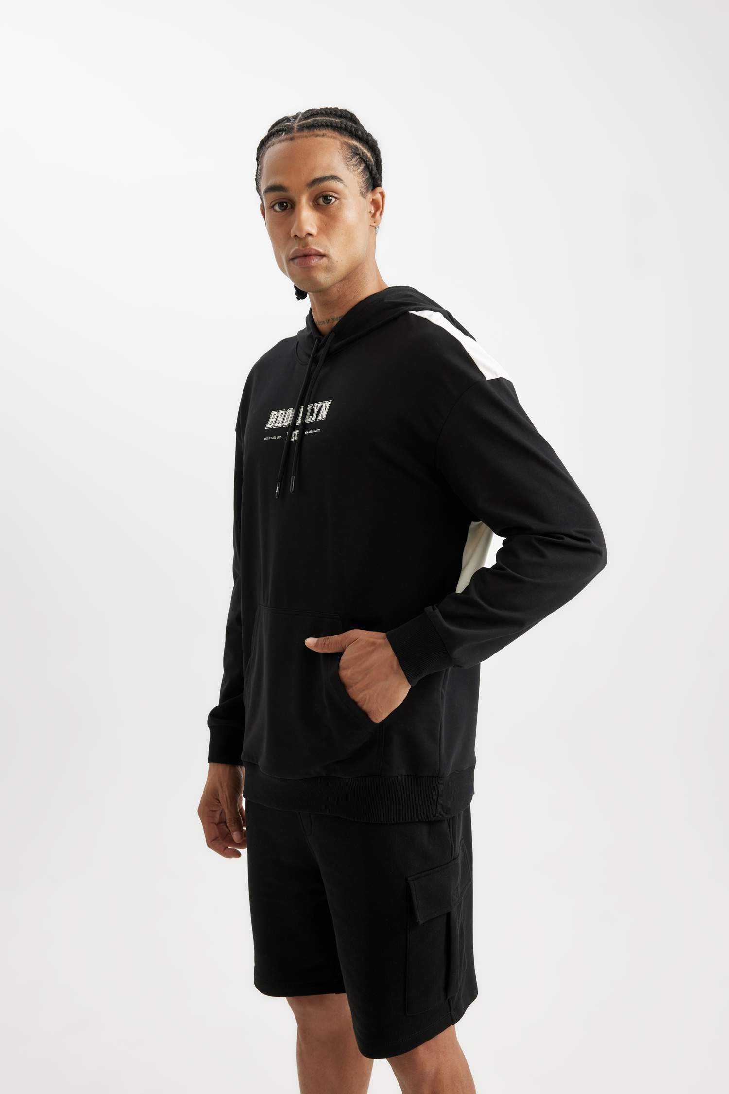 Свитшот NBA Brooklyn Nets с капюшоном, DeFactoFit