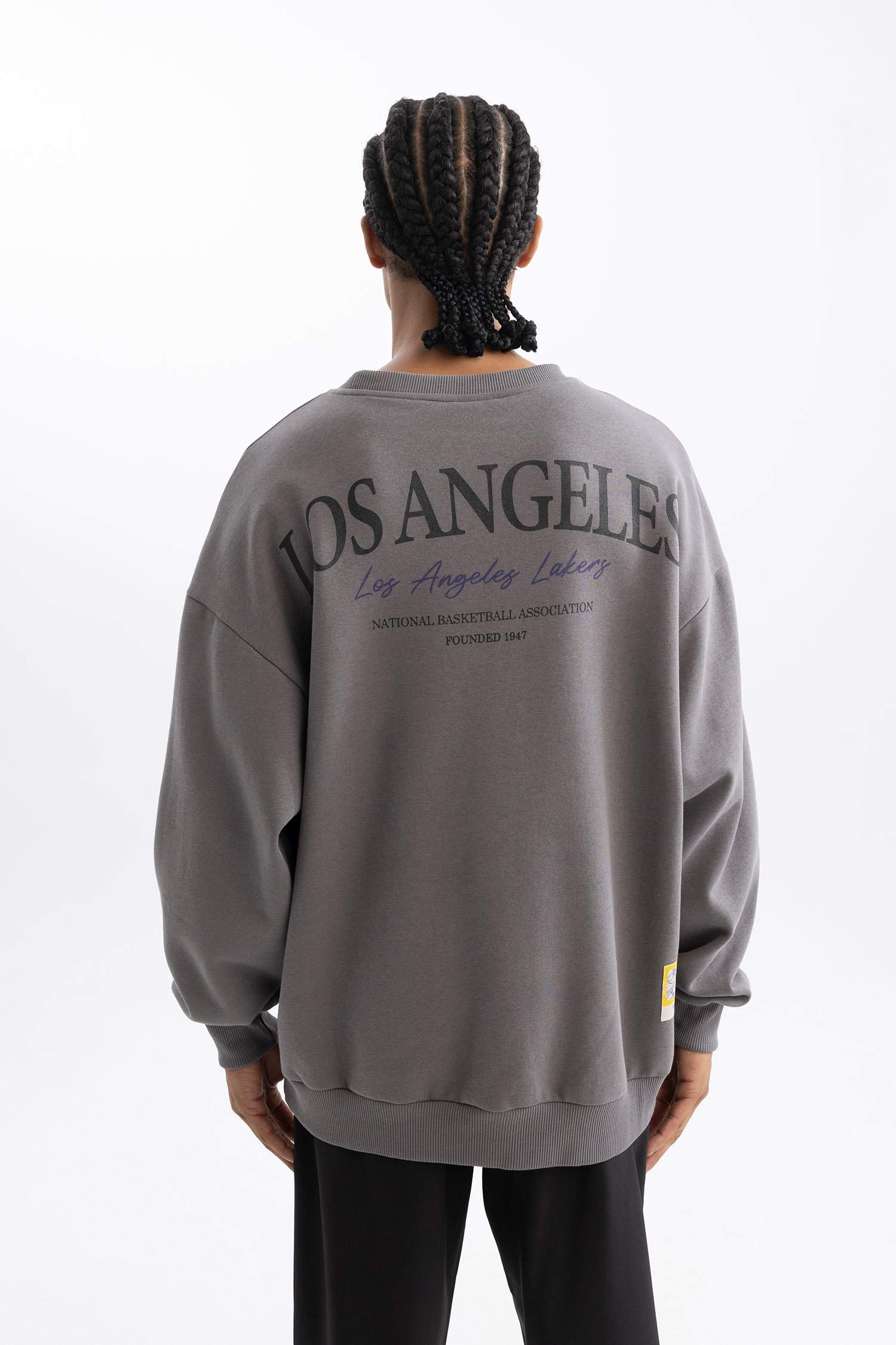 DeFactoFit NBA Los Angeles Lakers Oversize Geniş Kalıp Bisiklet Yaka Sırt Baskılı Kalın Sweatshirt