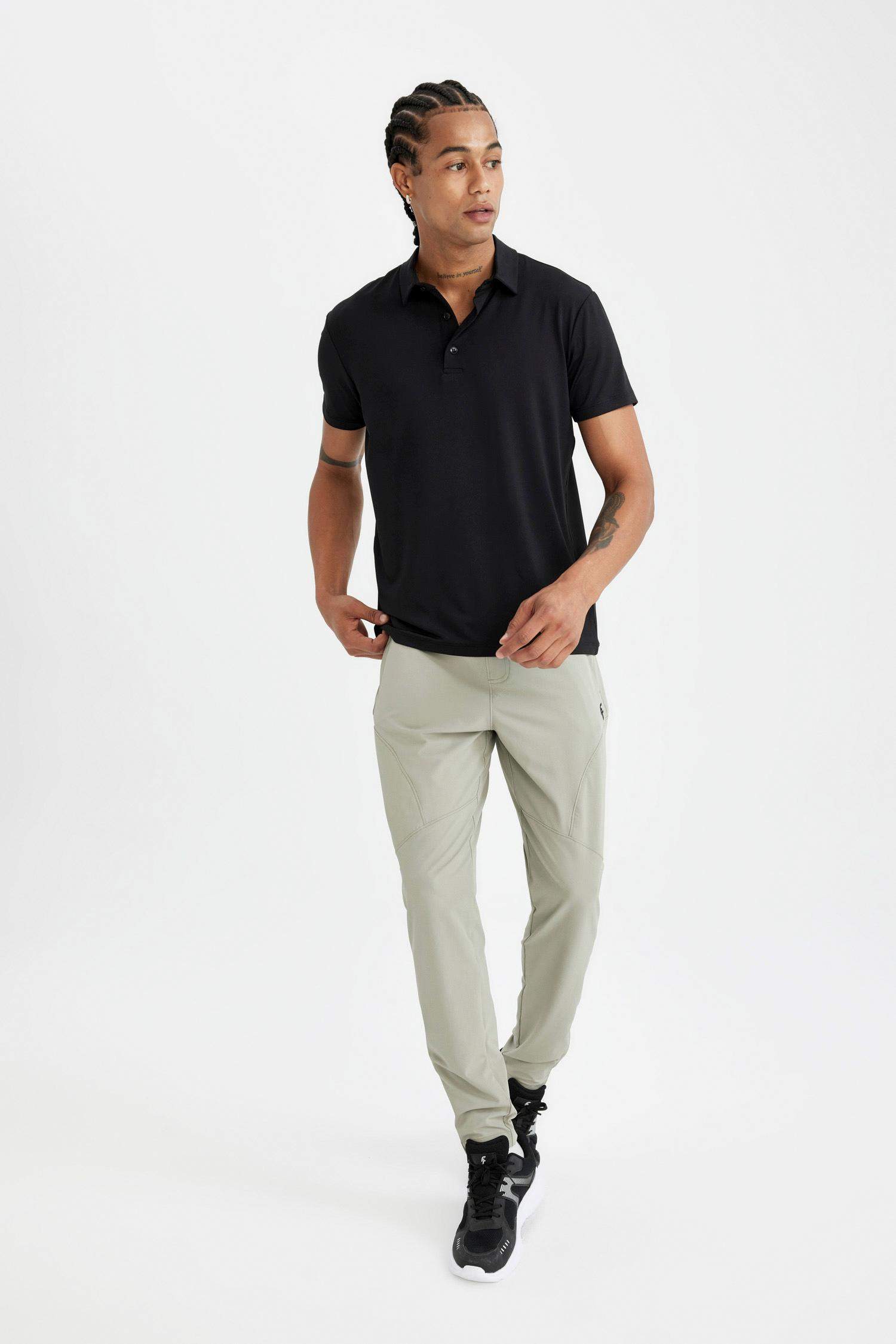 بنطرون منسوج سليم فيت برجل بسحاب بجيب من DeFactoFit