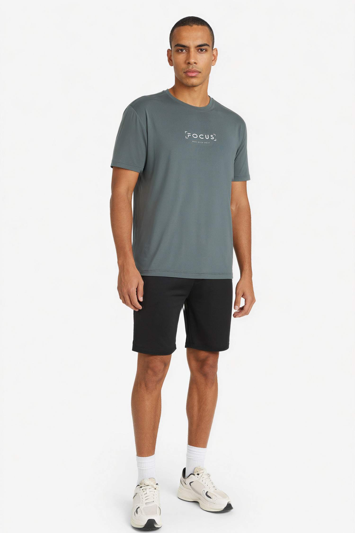 Standart Fıt Bisiklet Yaka Baskılı Kısa Kollu Tişört