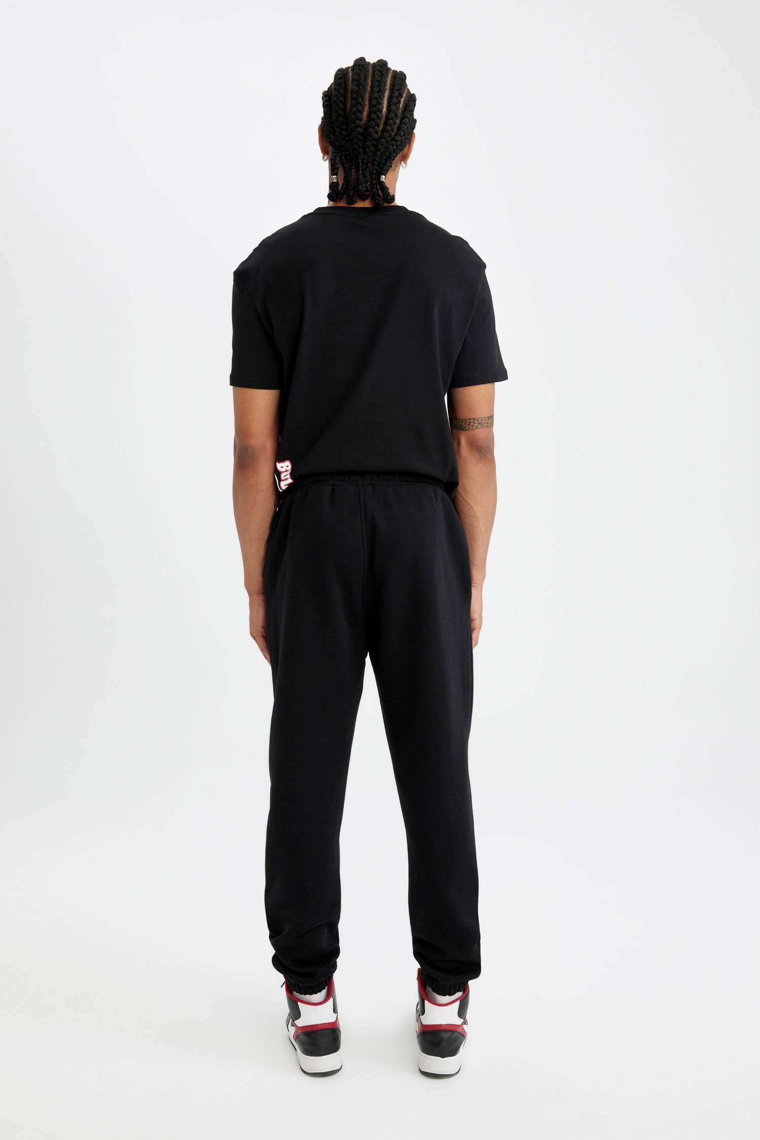 DeFactoFit NBA Chicago Bulls Black Standard Fit Thick Jogger Sweatpants