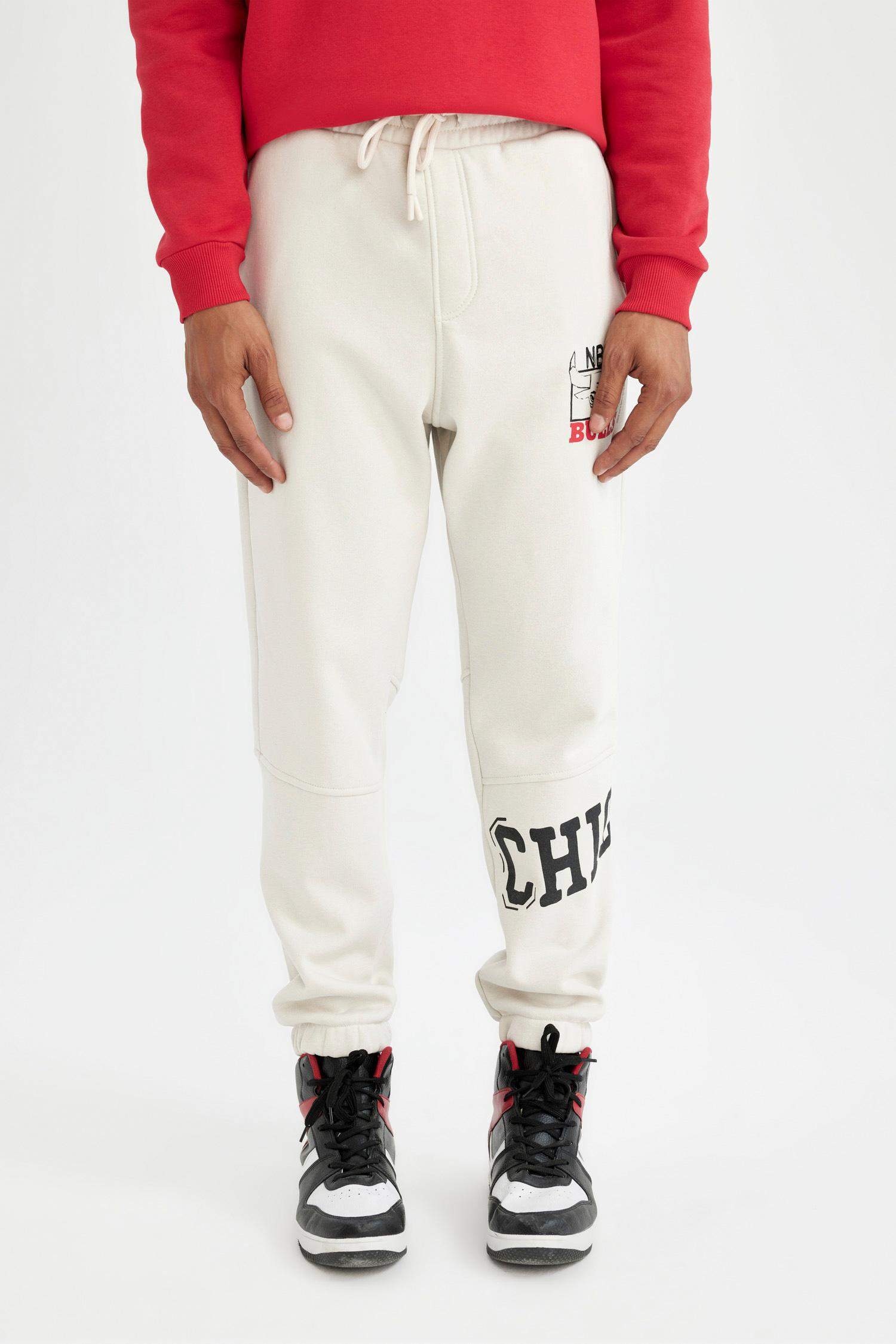 DeFactoFit Kalın Jogger Eşofman Altı NBA Chicago Bulls Standart Fit Cepli Düz Paça