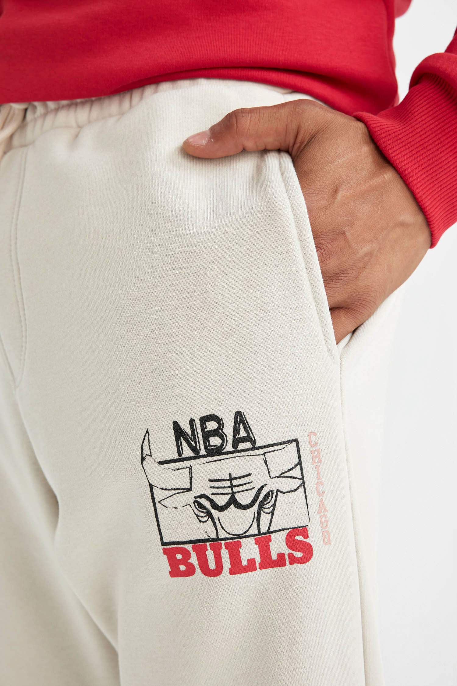 DeFactoFit Kalın Jogger Eşofman Altı NBA Chicago Bulls Standart Fit Cepli Düz Paça
