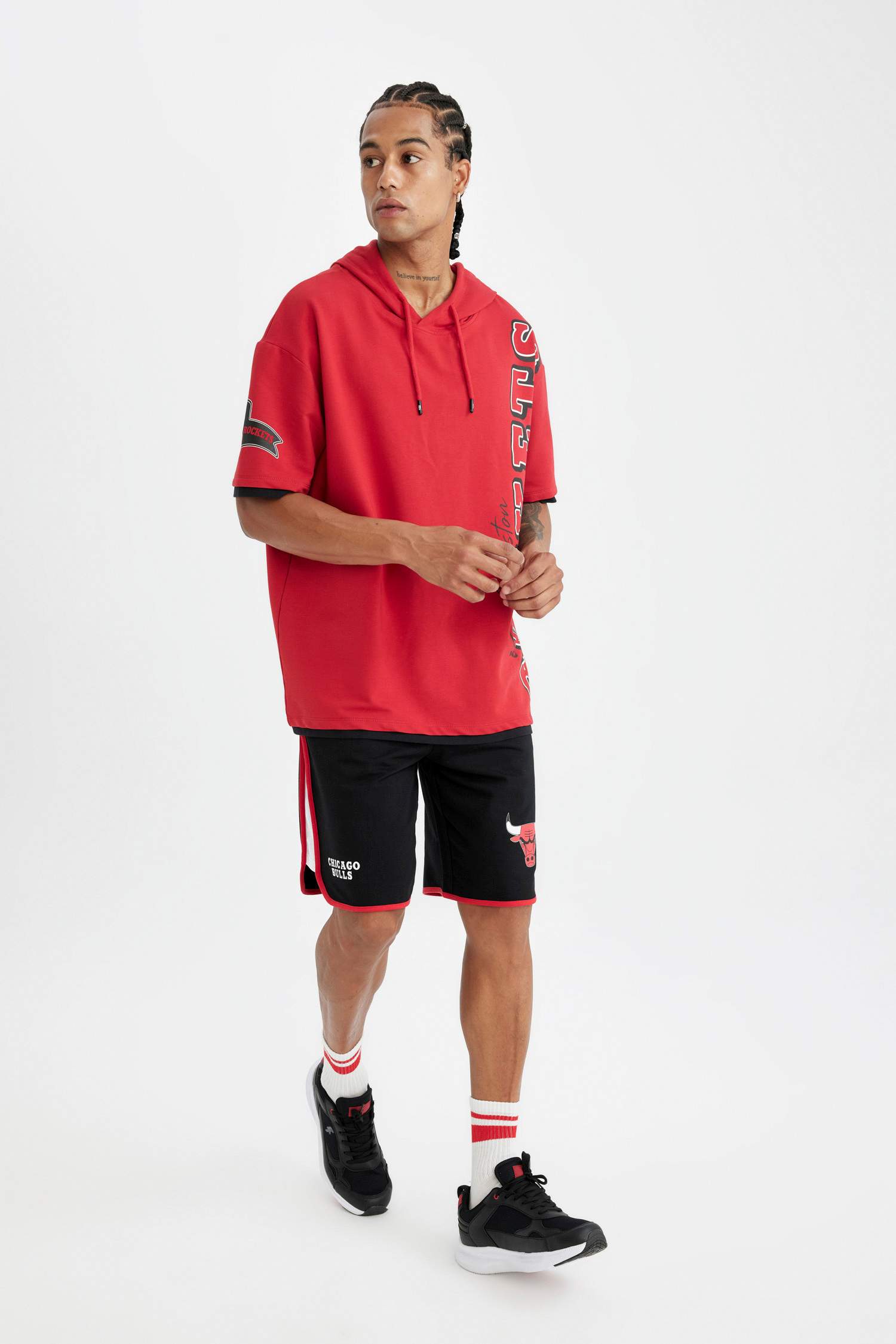 DeFactoFit NBA Houston Rockets Kırmızı Oversize Geniş Kalıp Kapüşonlu Kısa Kollu Tişört