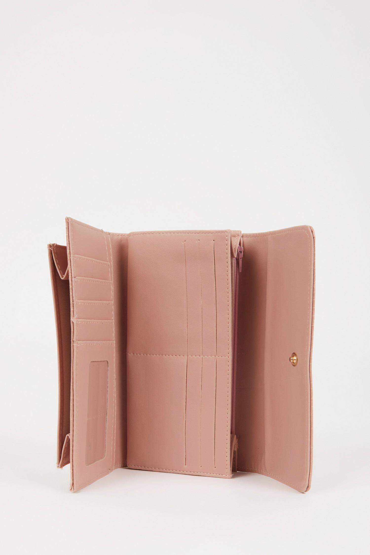 Woman Faux Leather Wallets