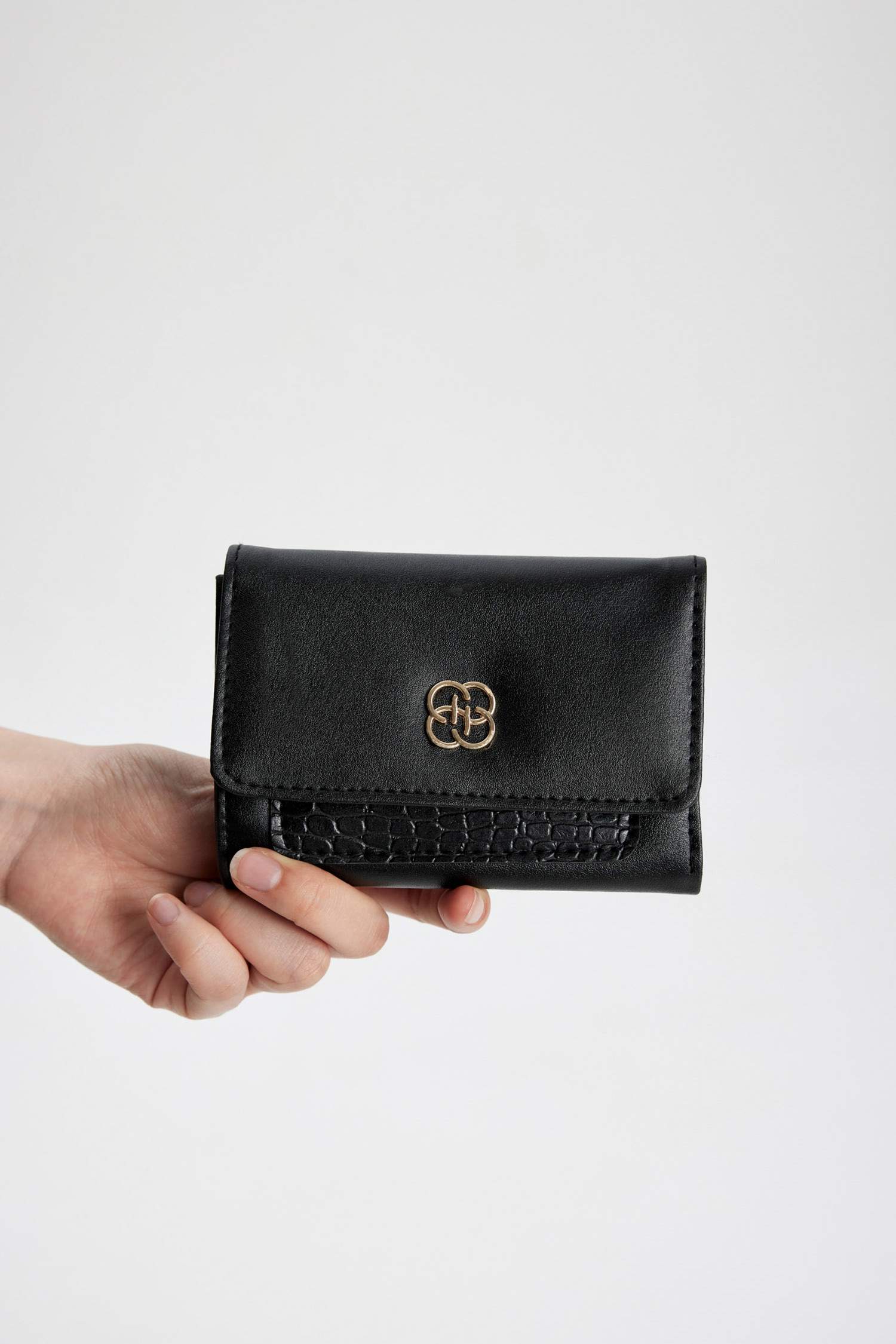 محفظة نسائي جلد صناعي