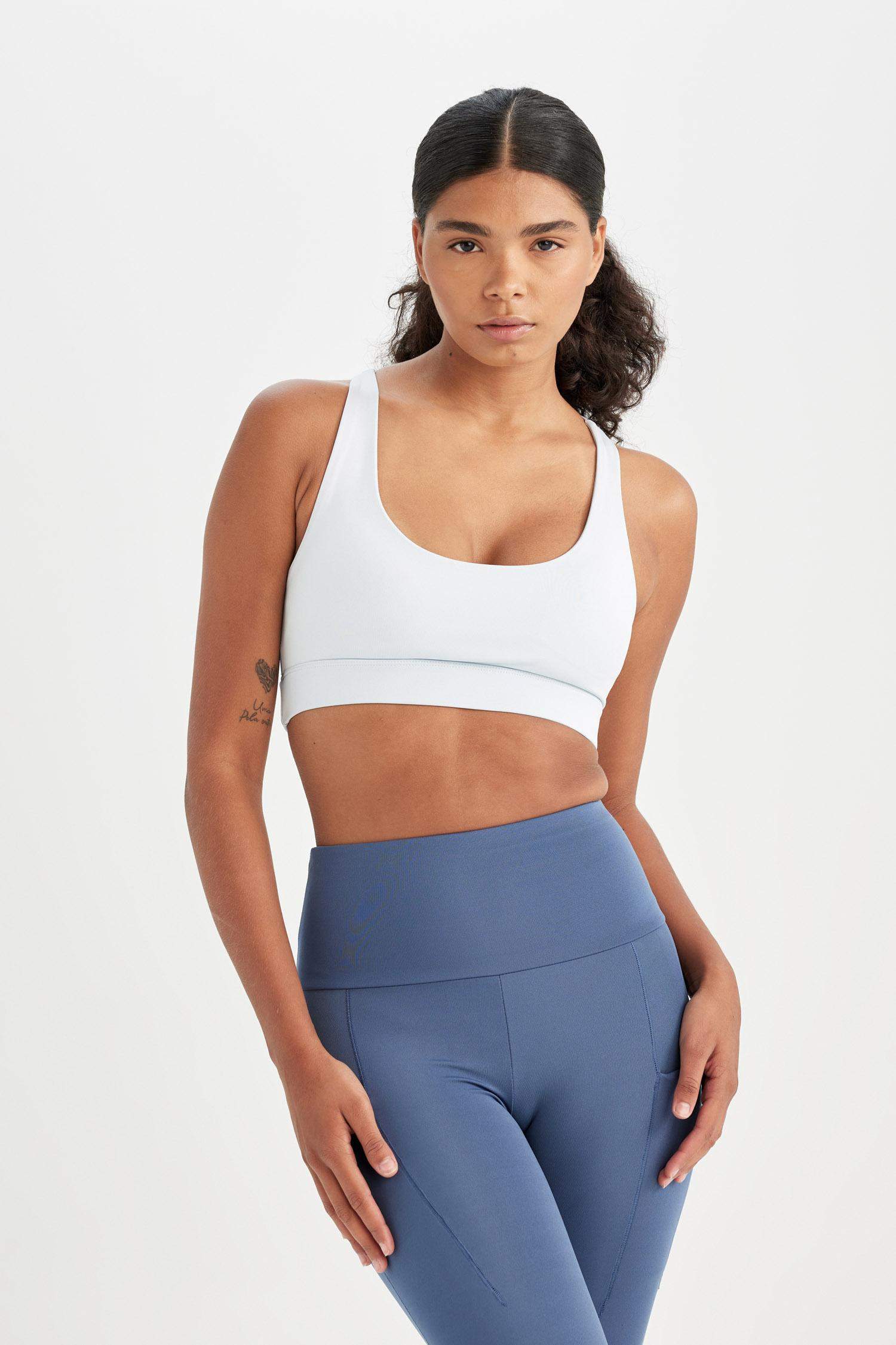 Спортивный бюстгальтер, DeFactoFit