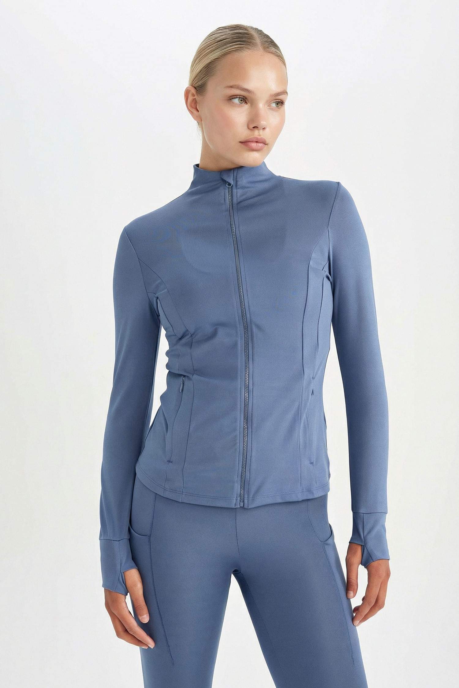 Slim Fit Dar Kesim Fermuarlı Sporcu Hırka