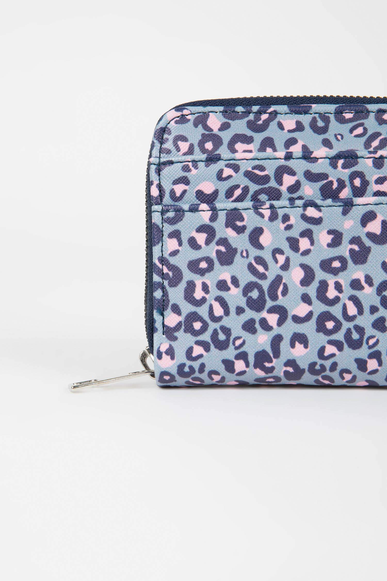 Woman Faux Leather Wallets