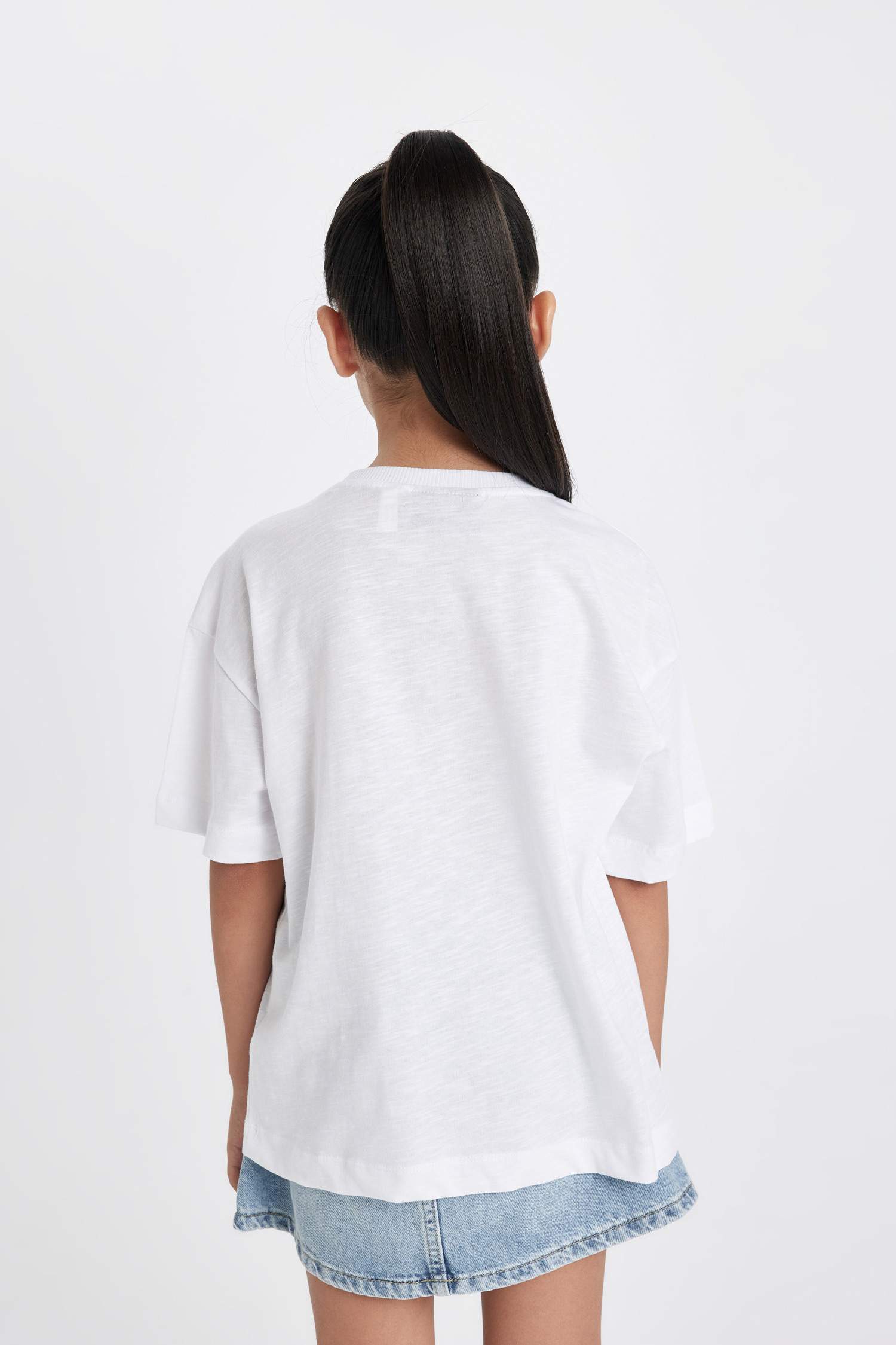 Kız Çocuk Billie Eilish Relax Fit Bisiklet Yaka Kısa Kollu Tişört