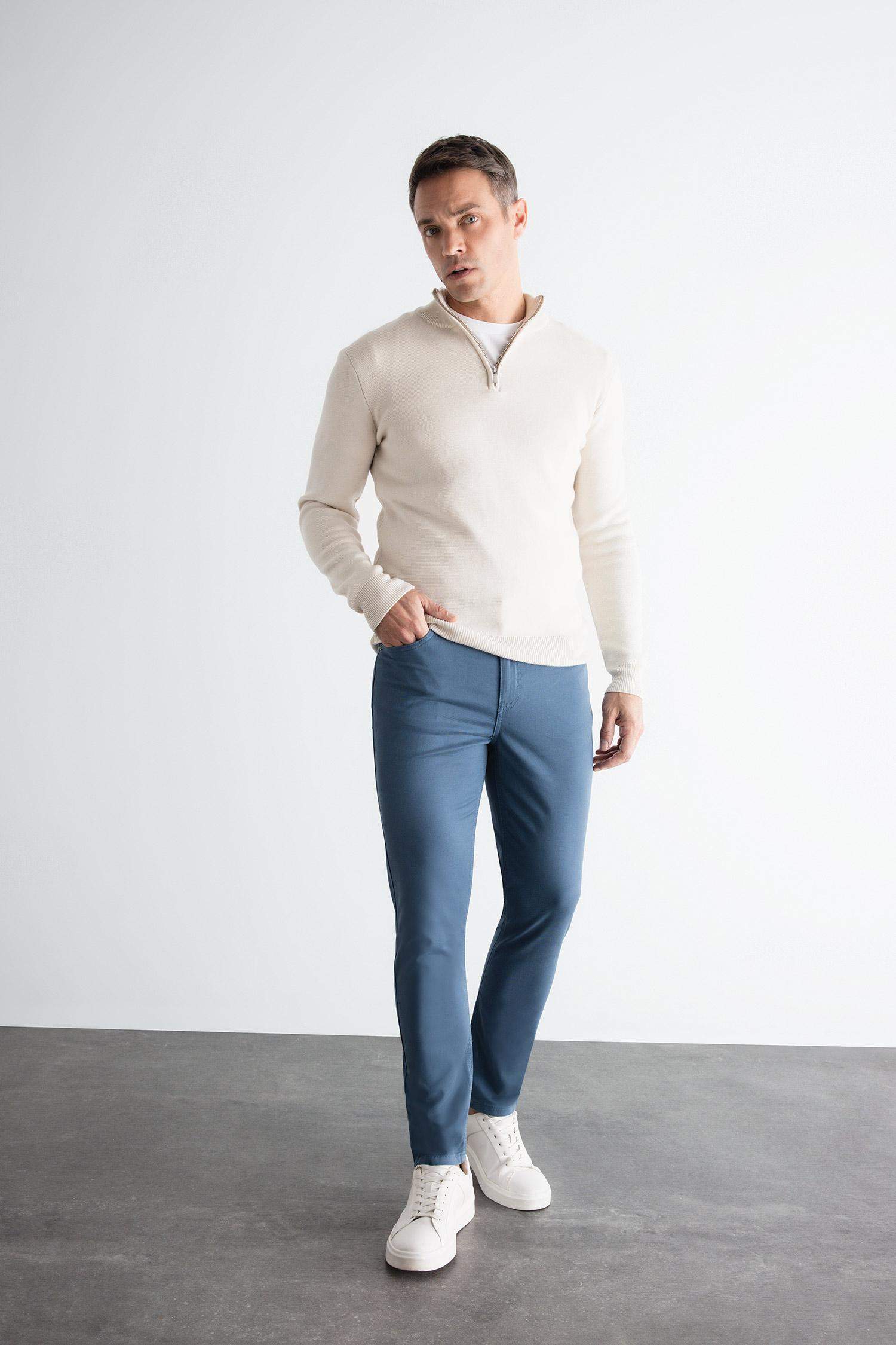 Брюки чиносы узкого уроя