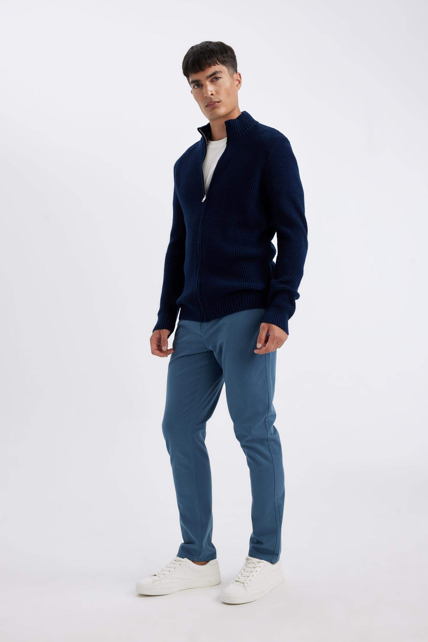 Брюки чиносы узкого уроя