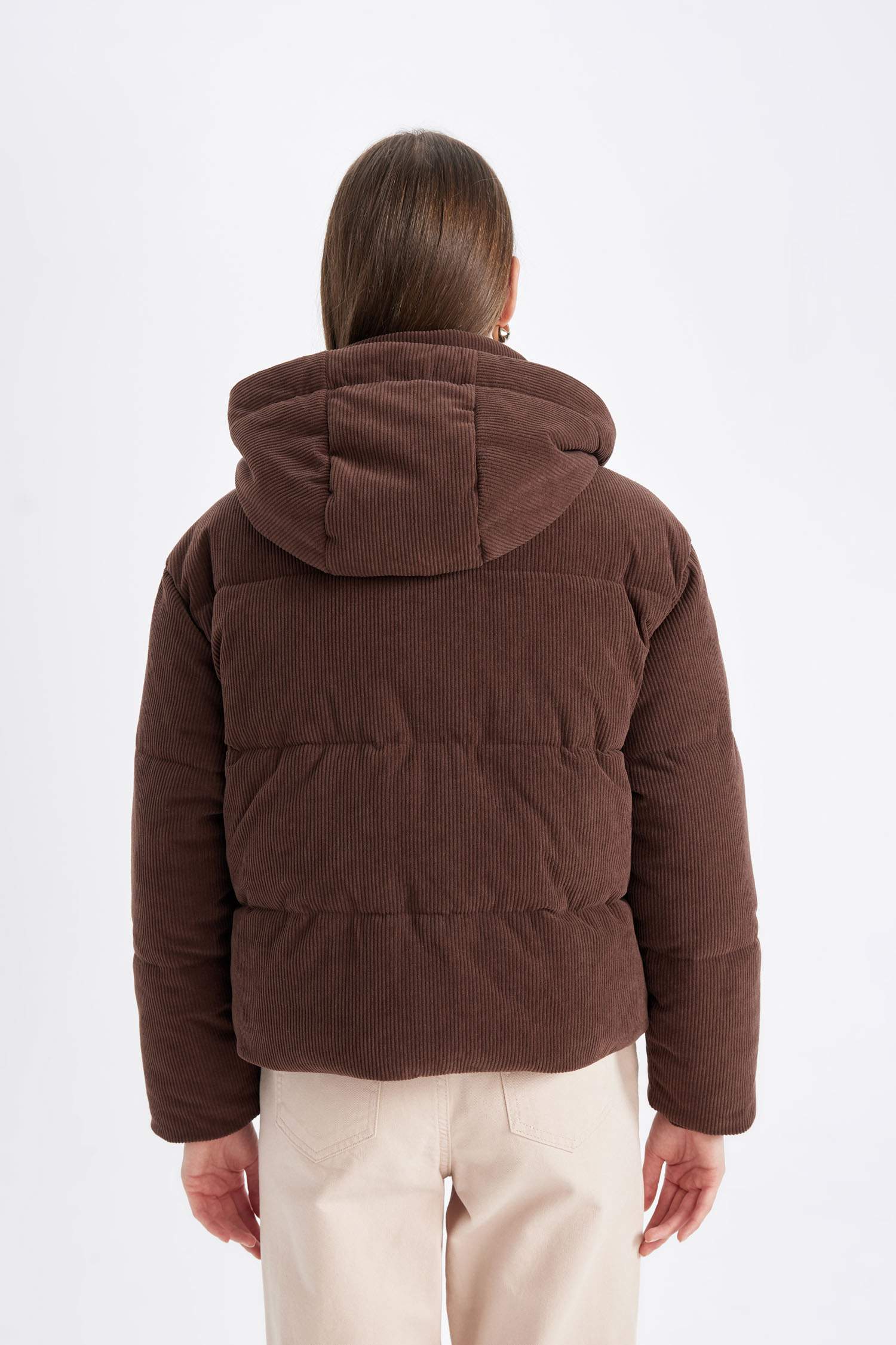 Kadife Şişme Mont Kapüşonlu Fermuarlı Cepli