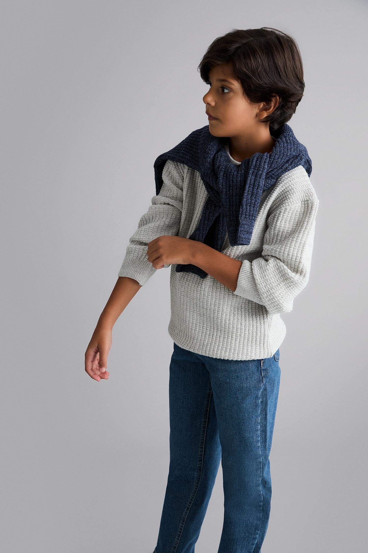 Erkek Çocuk Gri Bisiklet Yaka Basic Düz Triko Kazak