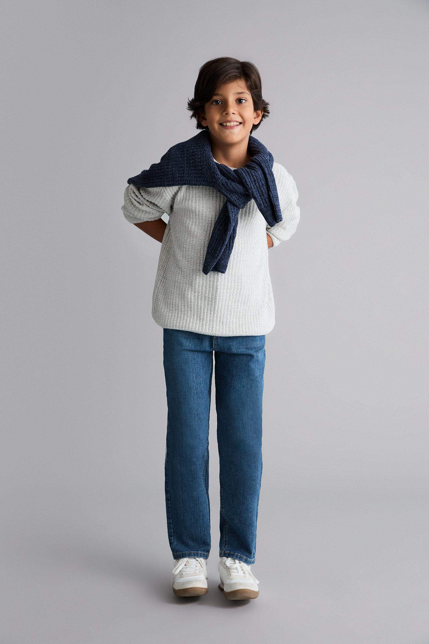 Erkek Çocuk Gri Bisiklet Yaka Basic Düz Triko Kazak