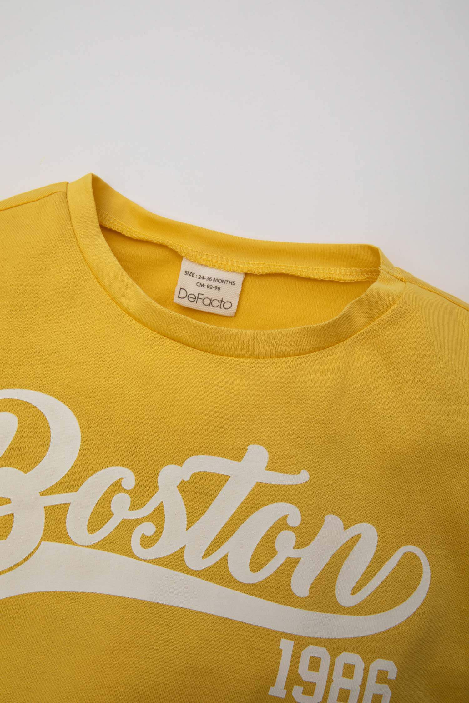 Kız Bebek Bisiklet Yaka Baskılı Kısa Kollu Tişört