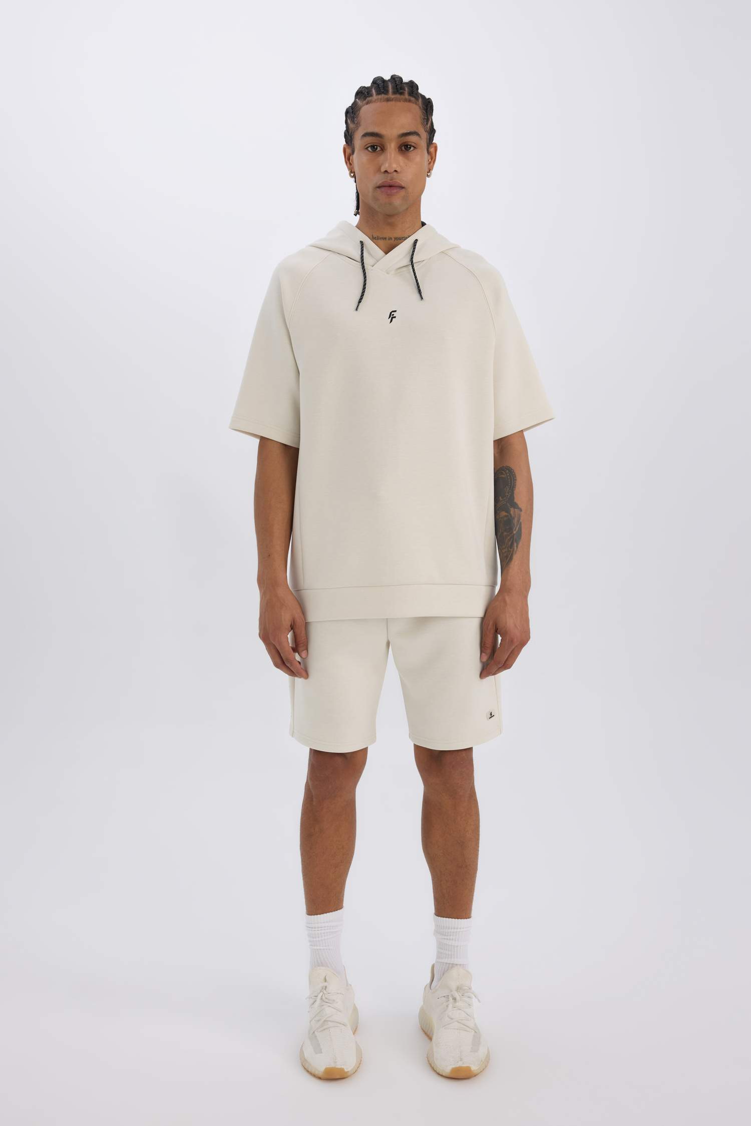 Standart Fit Kapüşonlu Sporcu Kısa Kollu Skuba Dalgıç Kumaş Tişört