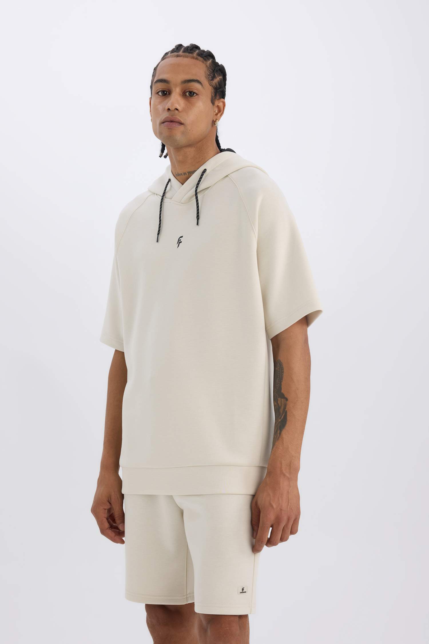 Standart Fit Kapüşonlu Sporcu Kısa Kollu Skuba Dalgıç Kumaş Tişört