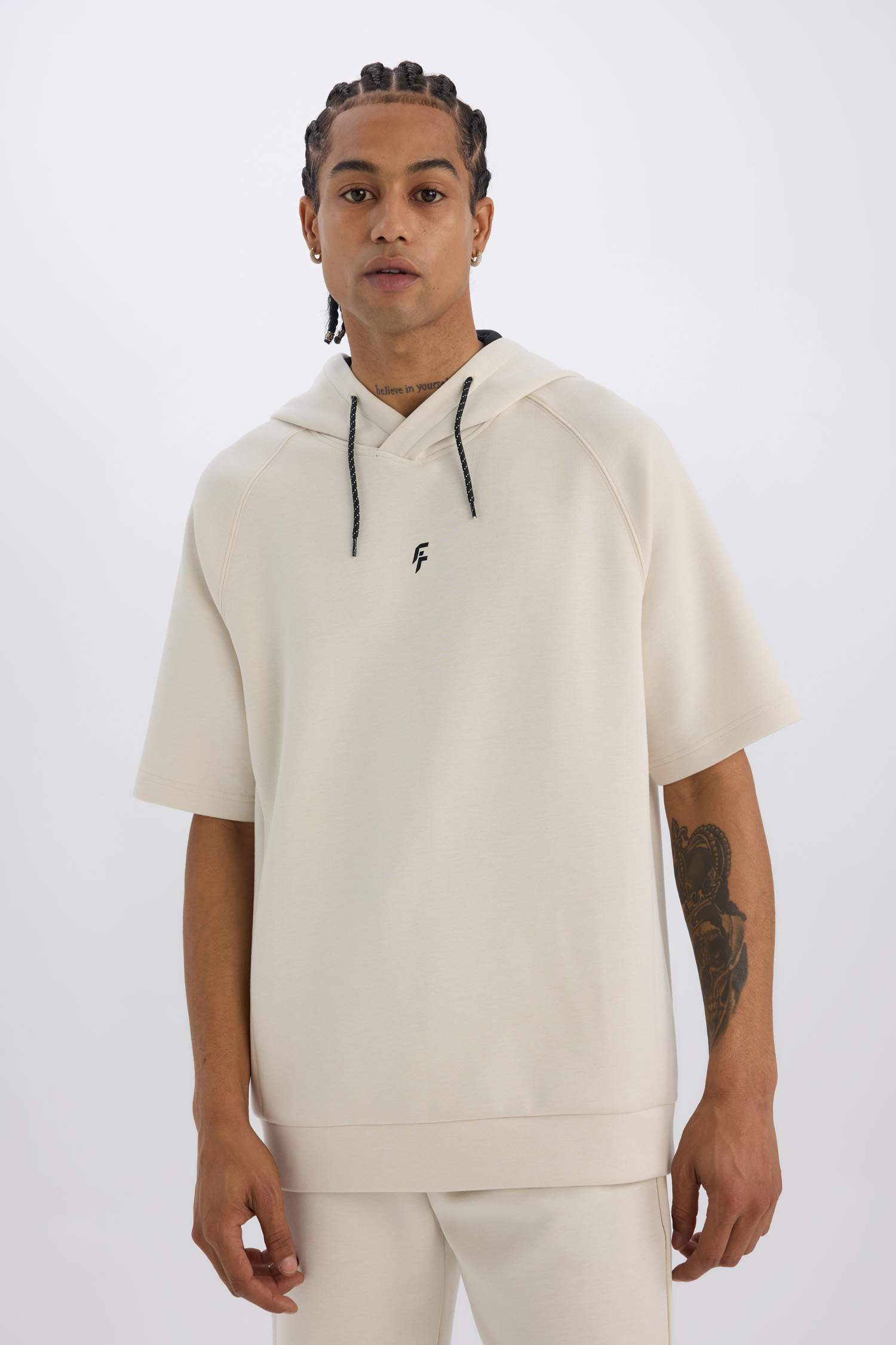 Standart Fit Kapüşonlu Sporcu Kısa Kollu Skuba Dalgıç Kumaş Tişört