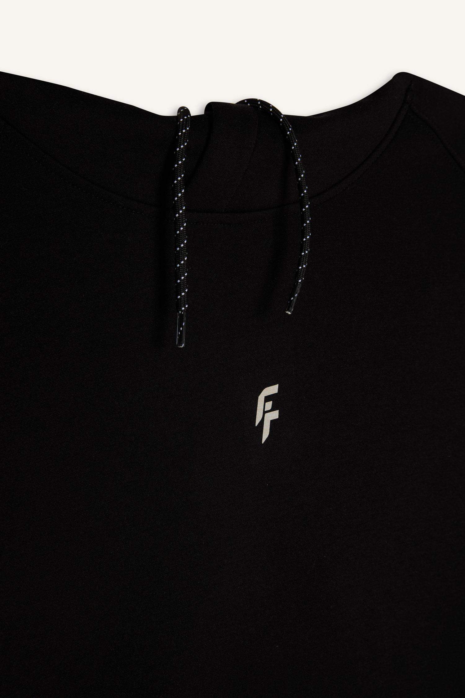 DeFactoFit Standart Fit Kapüşonlu Sporcu Kısa Kollu Skuba Dalgıç Kumaş Siyah Tişört