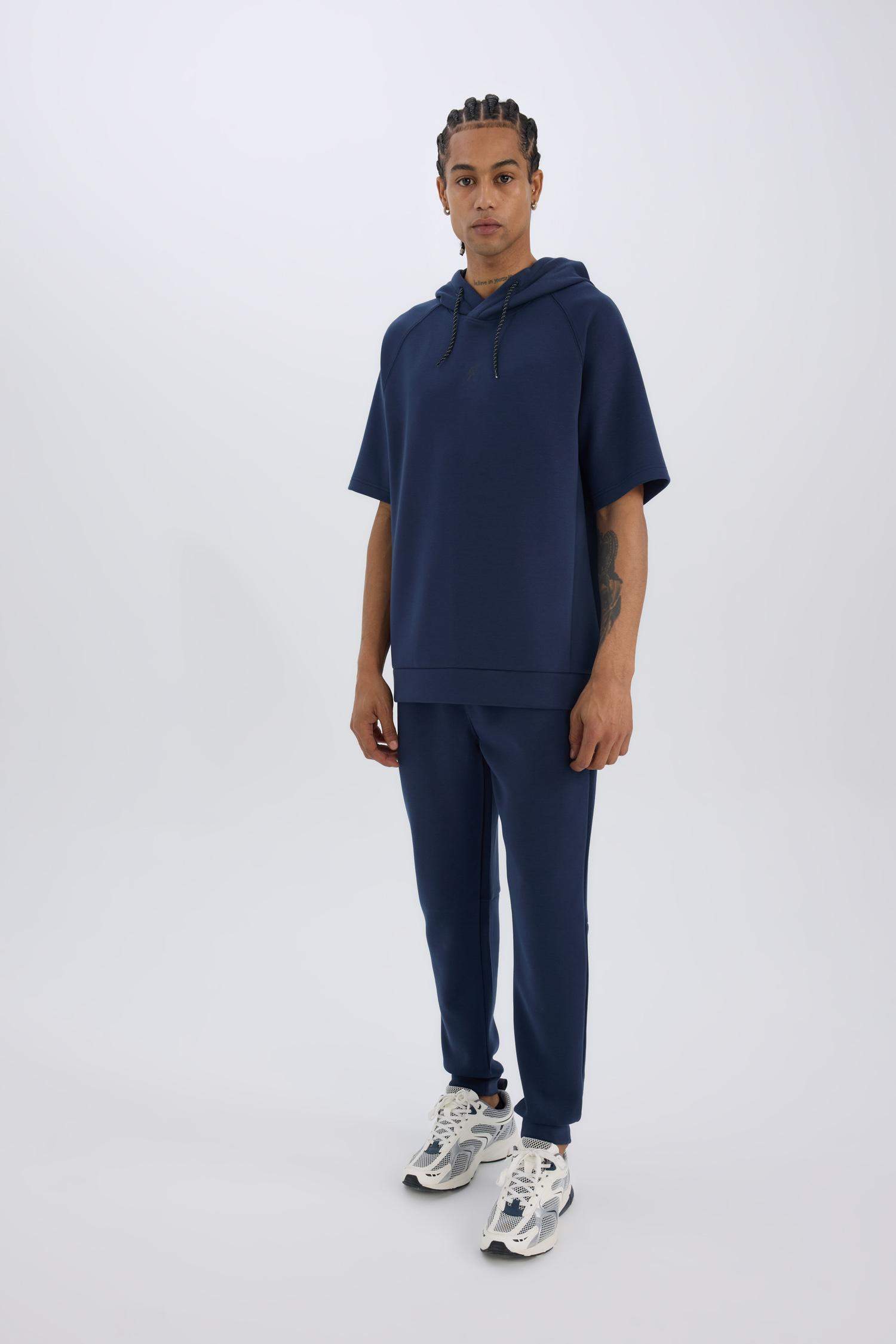 бас киімді скуба Футболка