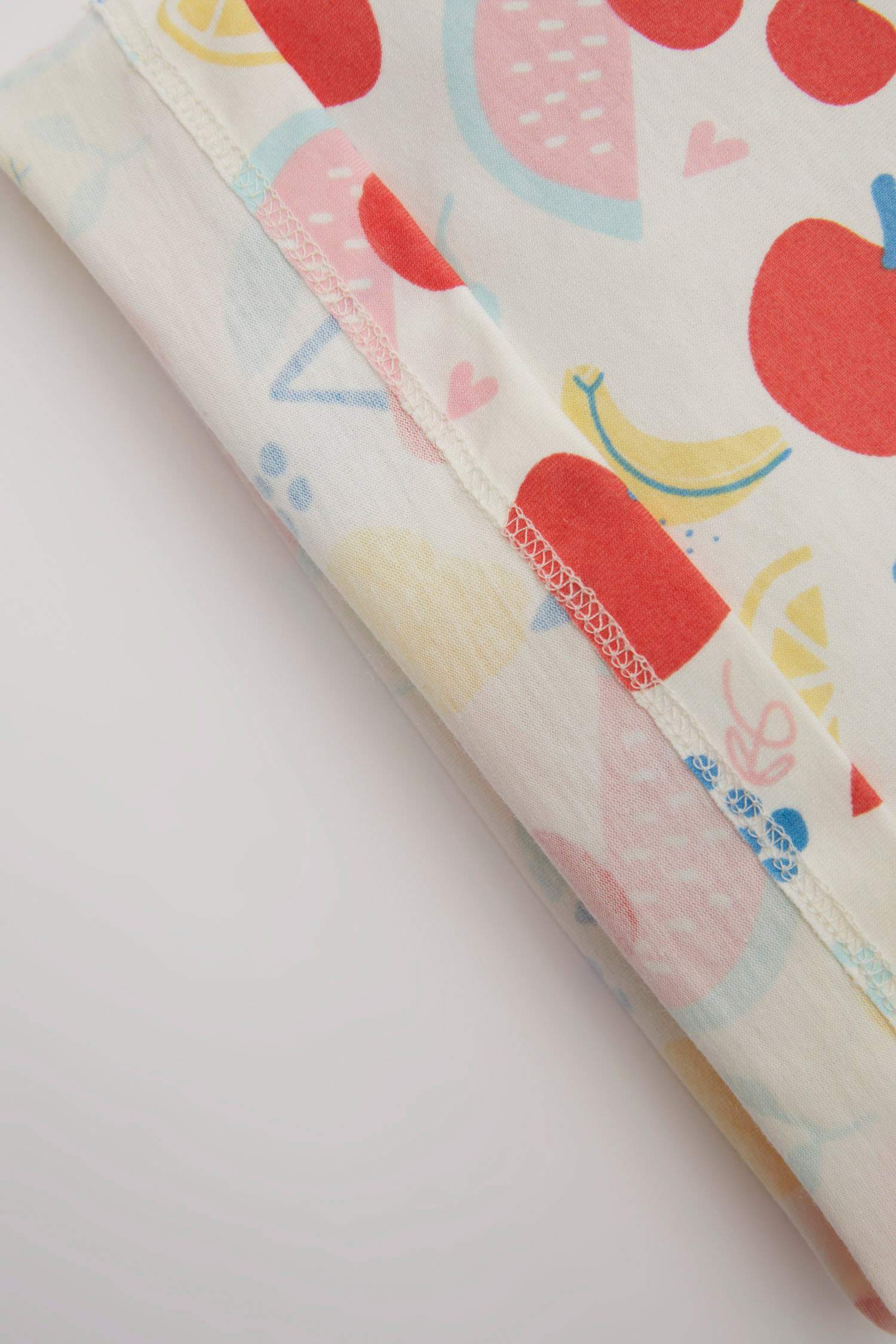 Kız Bebek Yenidoğan Zarf Yaka Meyve Desenli Penye 2'li Kısa Kollu Tişört