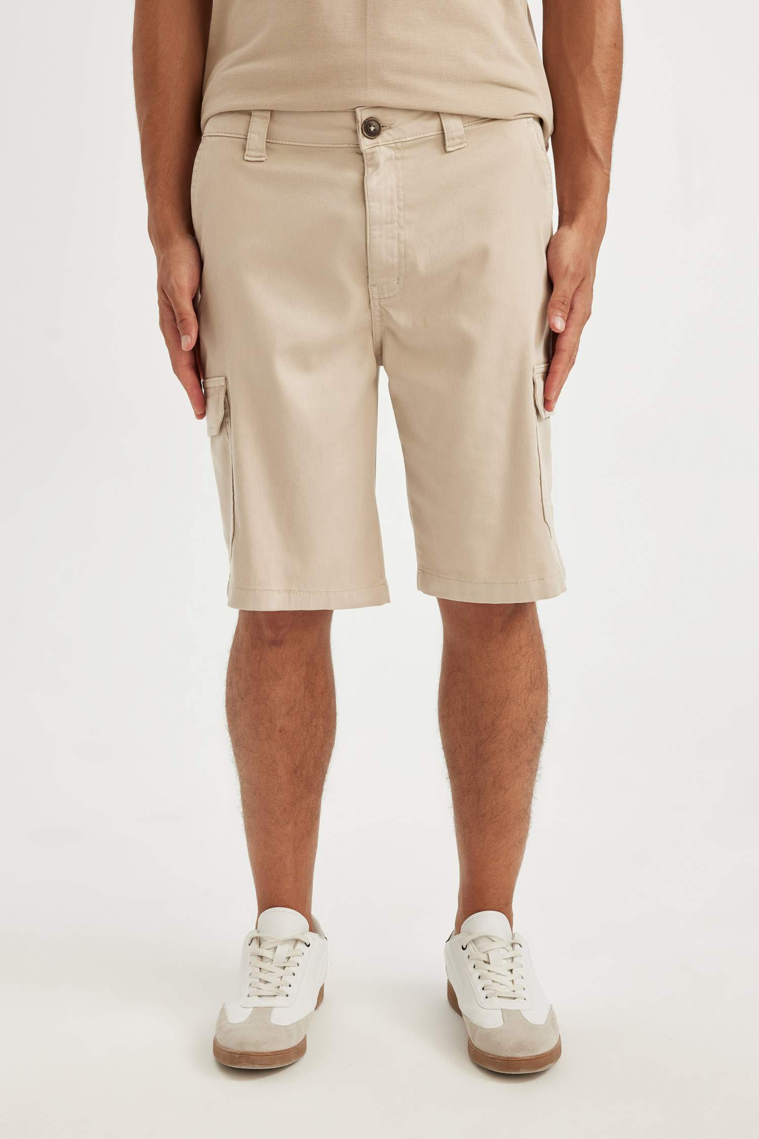 Regular Fit Tensel Kargo Cepli Bermuda Şort