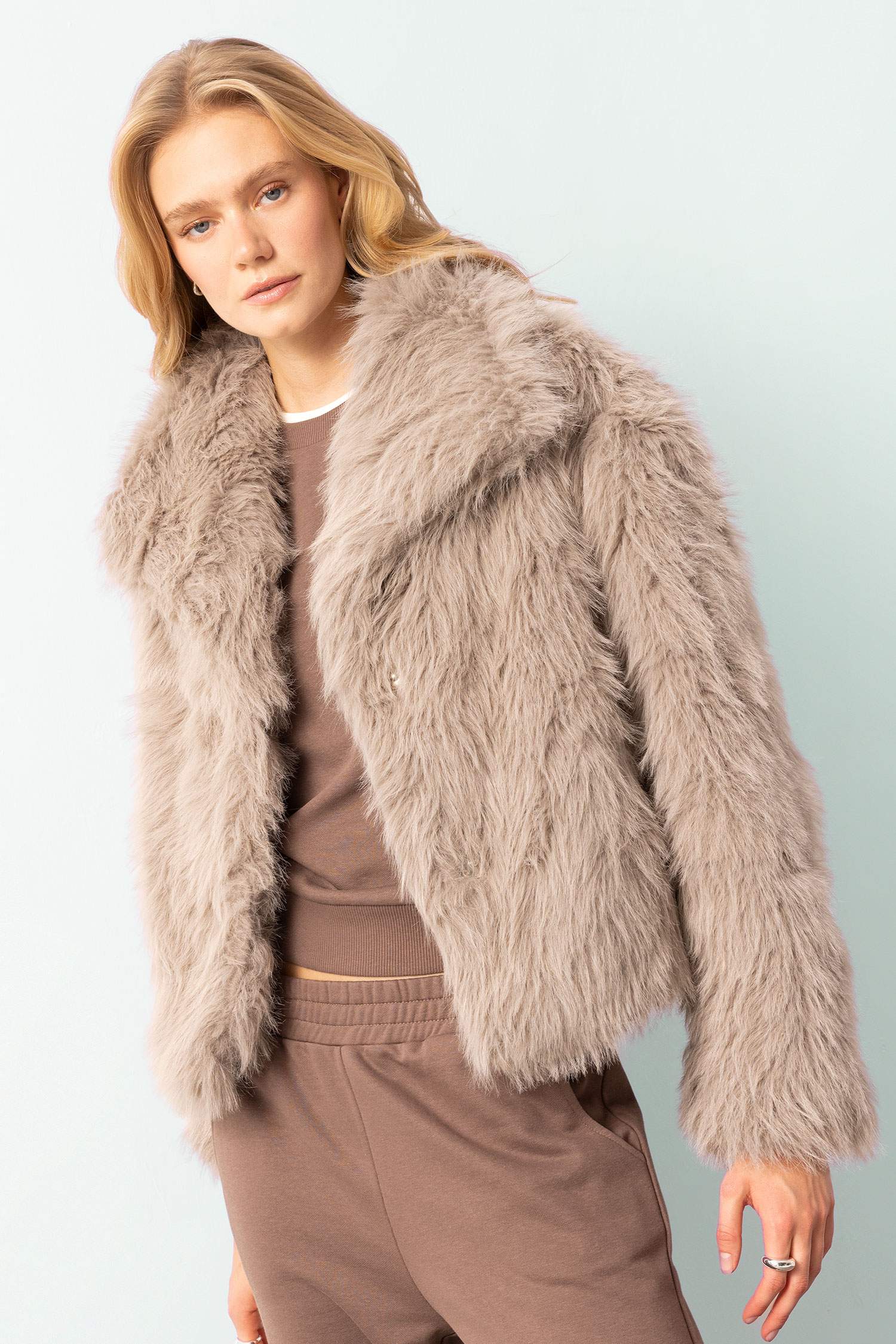 Relax Fit Ceket Yaka Çıtçıtlı Suni Kürk Mont