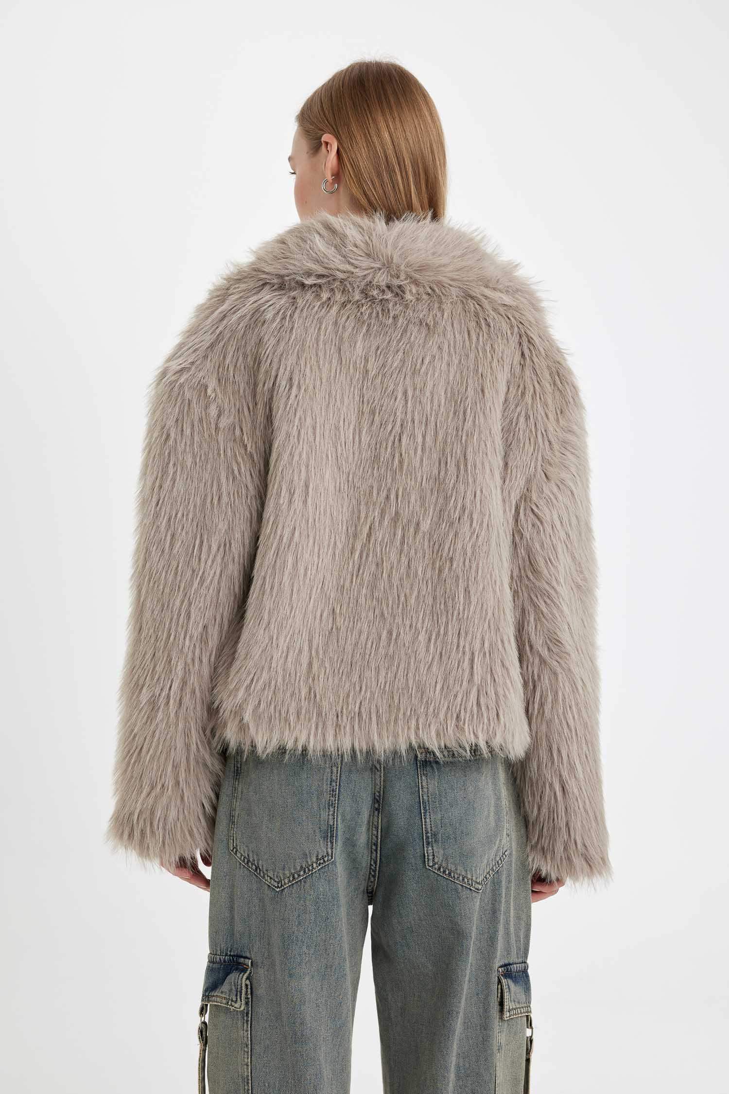 Relax Fit Ceket Yaka Çıtçıtlı Suni Kürk Mont