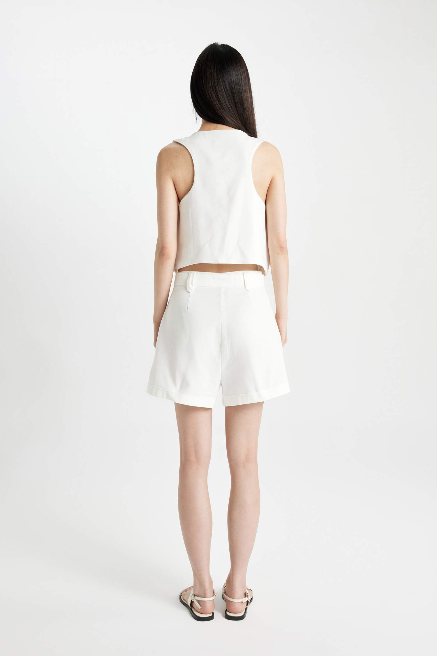 Relax Fit Yüksek Bel Crop Fit Keten Karışımlı Şort