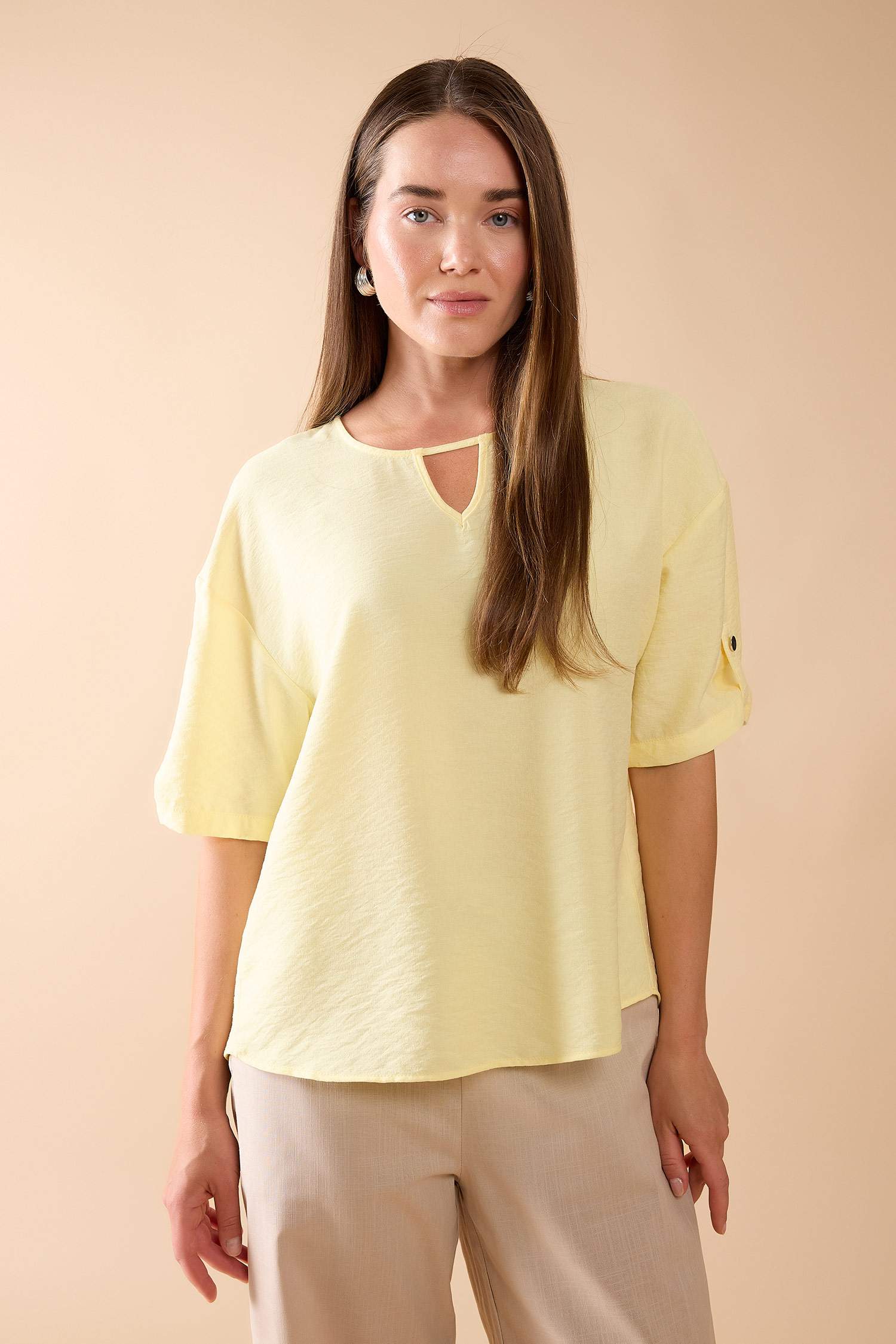 Regular Fit Round Collar Short Sleeve Blouse