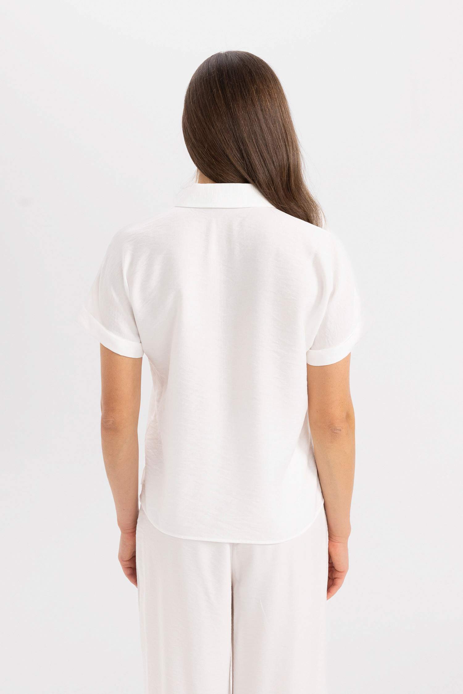 Regular Fit Short Sleeve White Shirt
