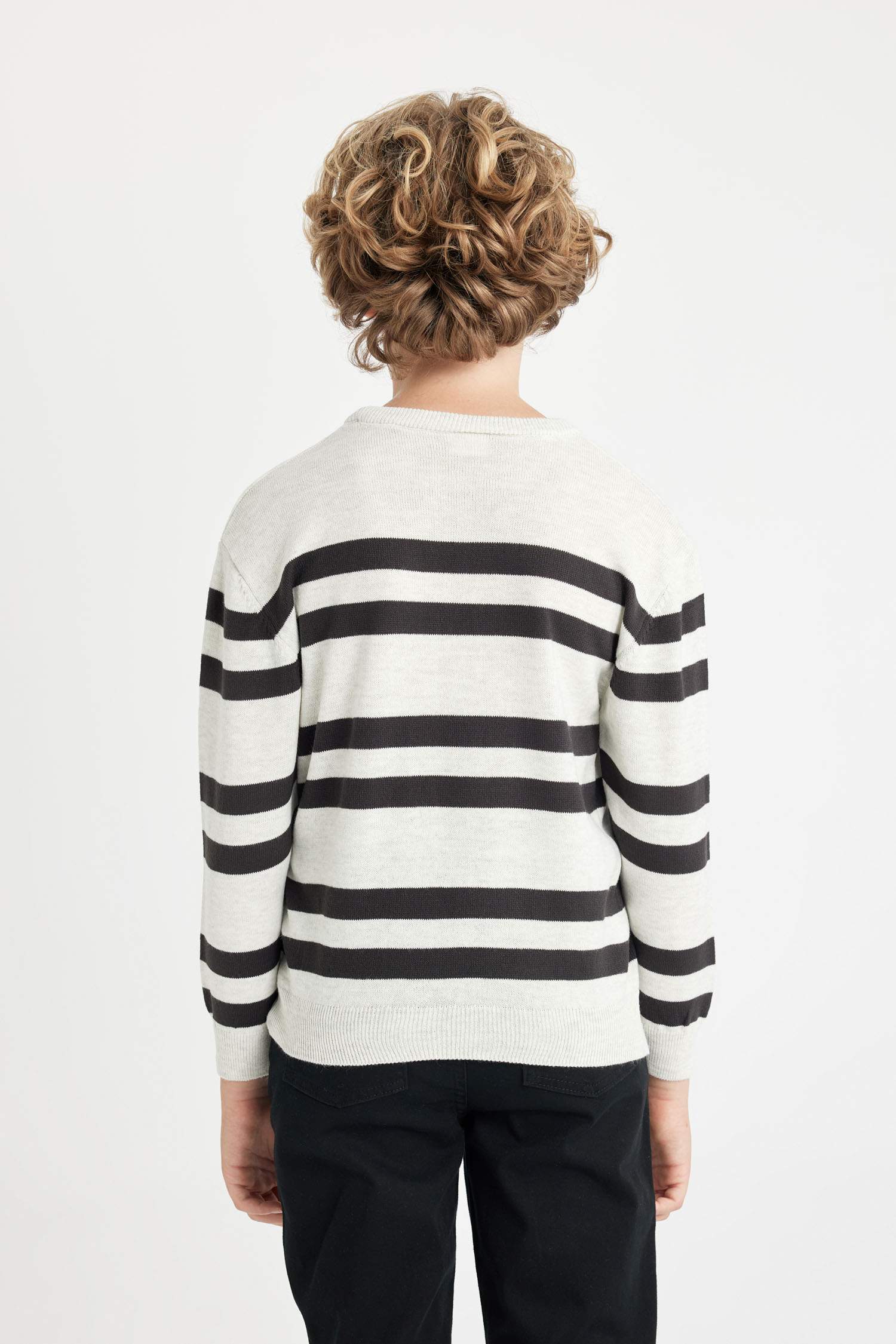 Erkek Çocuk Bisiklet Yaka Çizgili Triko Kazak