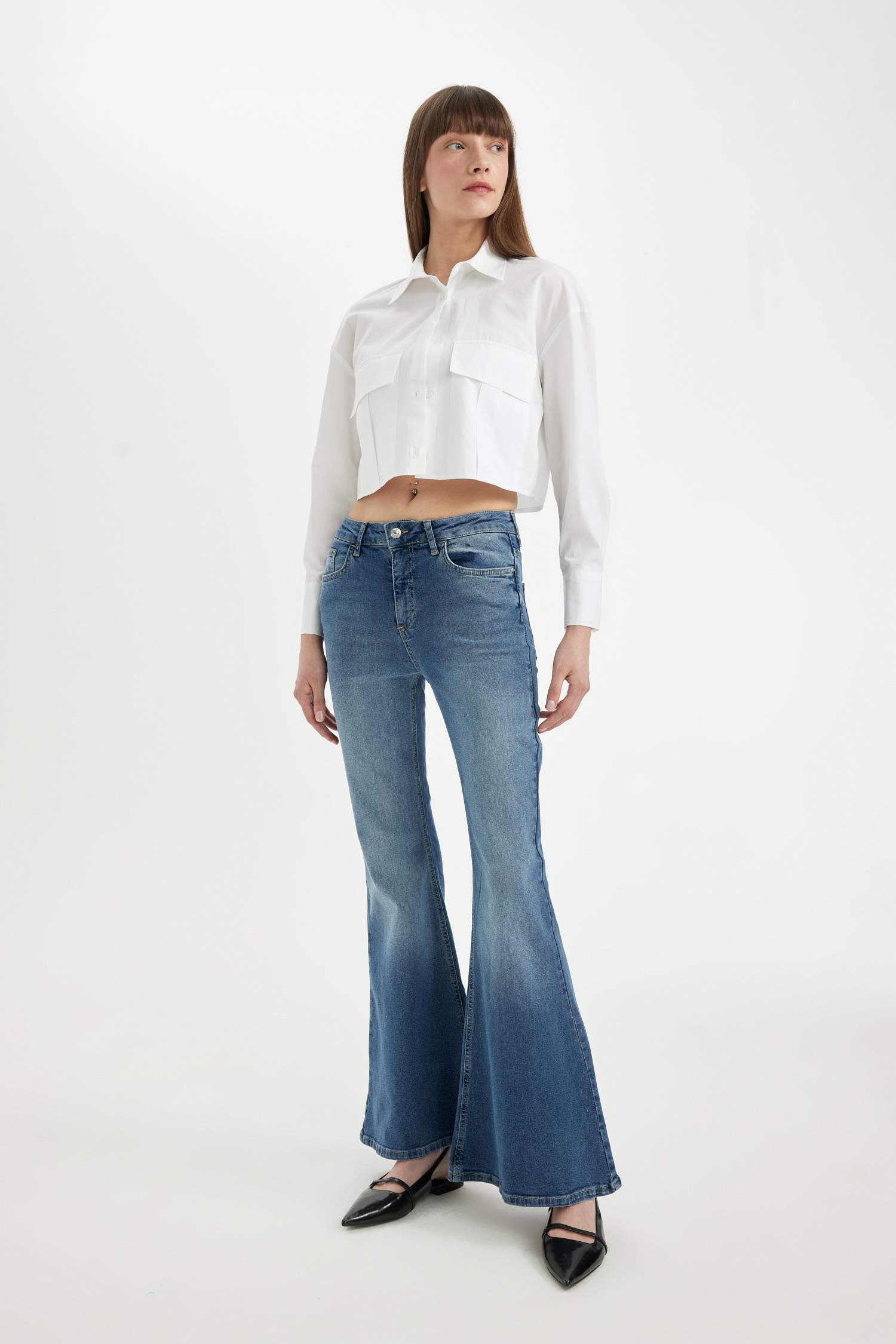 Mia Normal Waist Flared Long Jeans